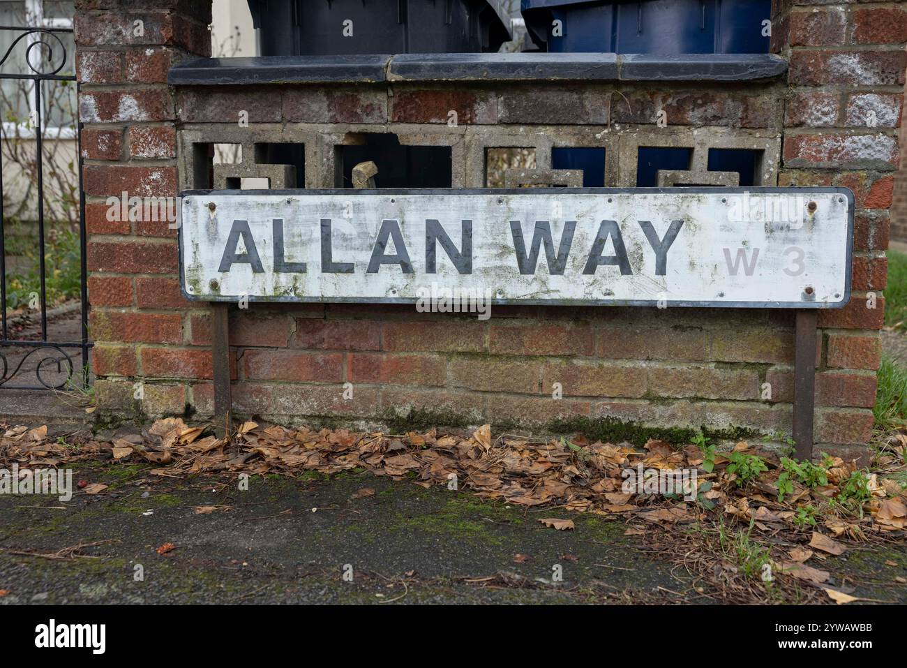 Allan Way ad Acton, nel nord-ovest di Londra, la casa dell'ex presidente siriano Bashar al Assad, il suocero Fawaz Akhras e di sua moglie Shar Otri Foto Stock