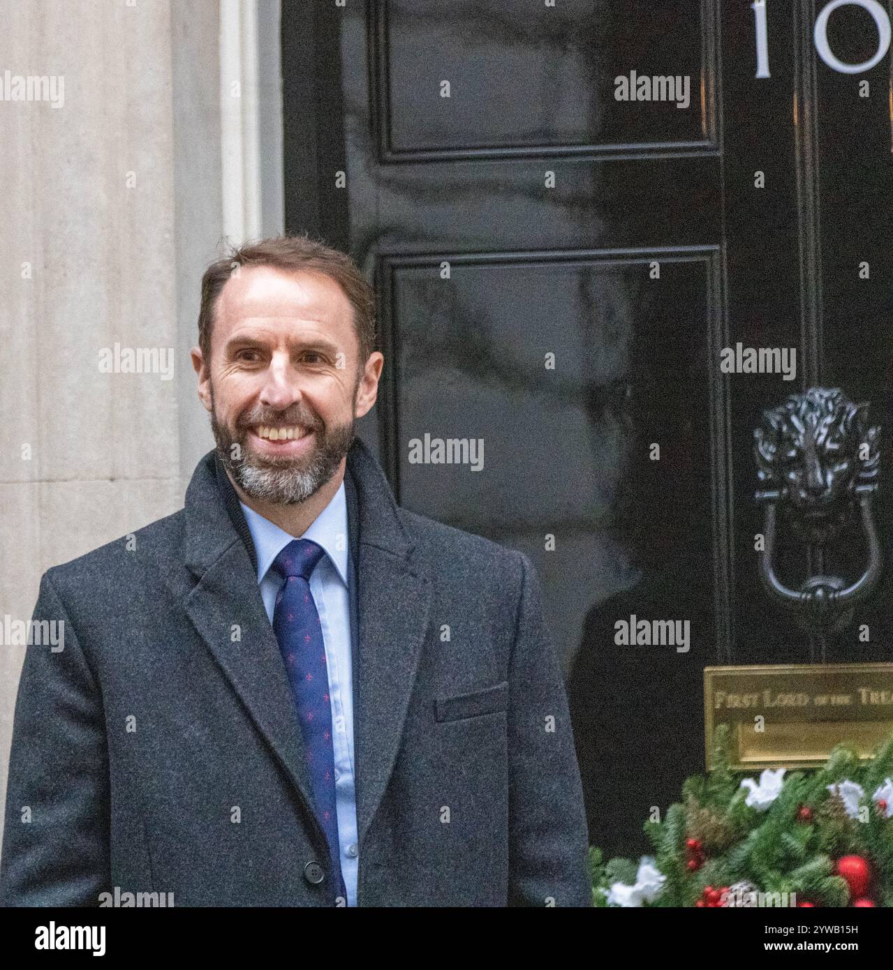 Londra, Regno Unito. 10 dicembre 2024. Gareth Southgate, ex allenatore di football inglese, arriva al 10 di Downing Street per il suo "Talk at 10" Credit: Ian Davidson/Alamy Live News Foto Stock