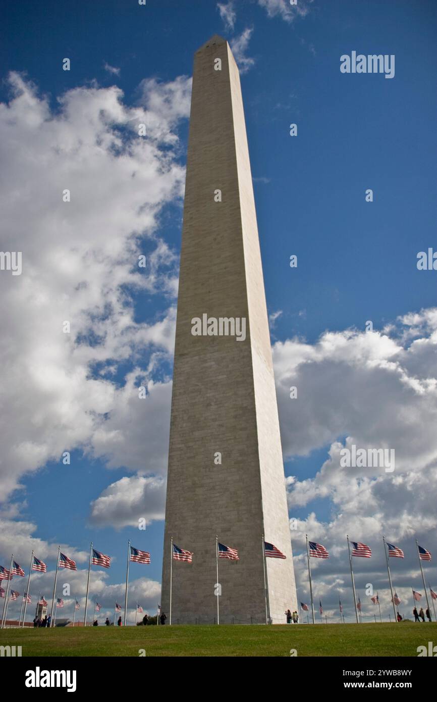 Il Washington Monument è un obelisco di 555 piedi costruito come memoriale a George Washington, primo presidente degli Stati Uniti. La costruzione iniziò nel 1848 Foto Stock