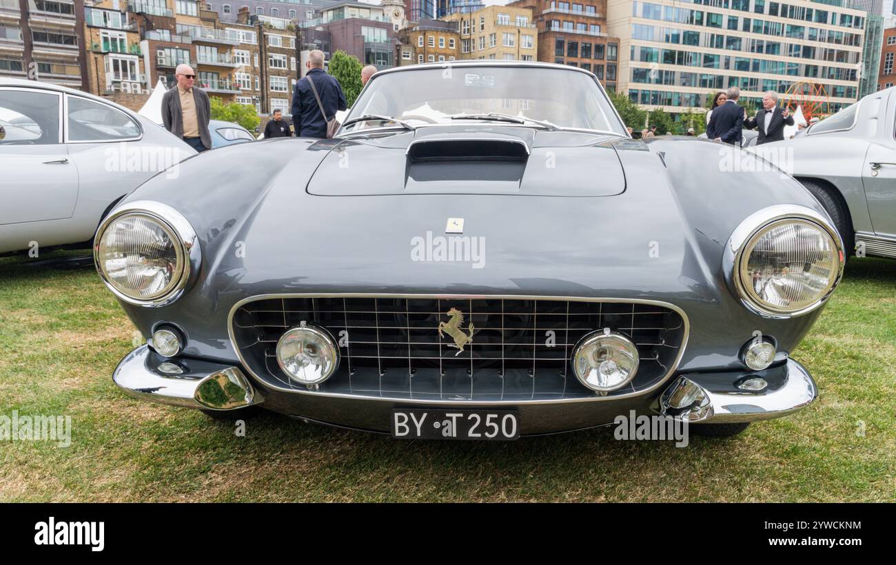 Una Ferrari 250GT al London Concours 2023 presso la Honourable Artillery Company Foto Stock