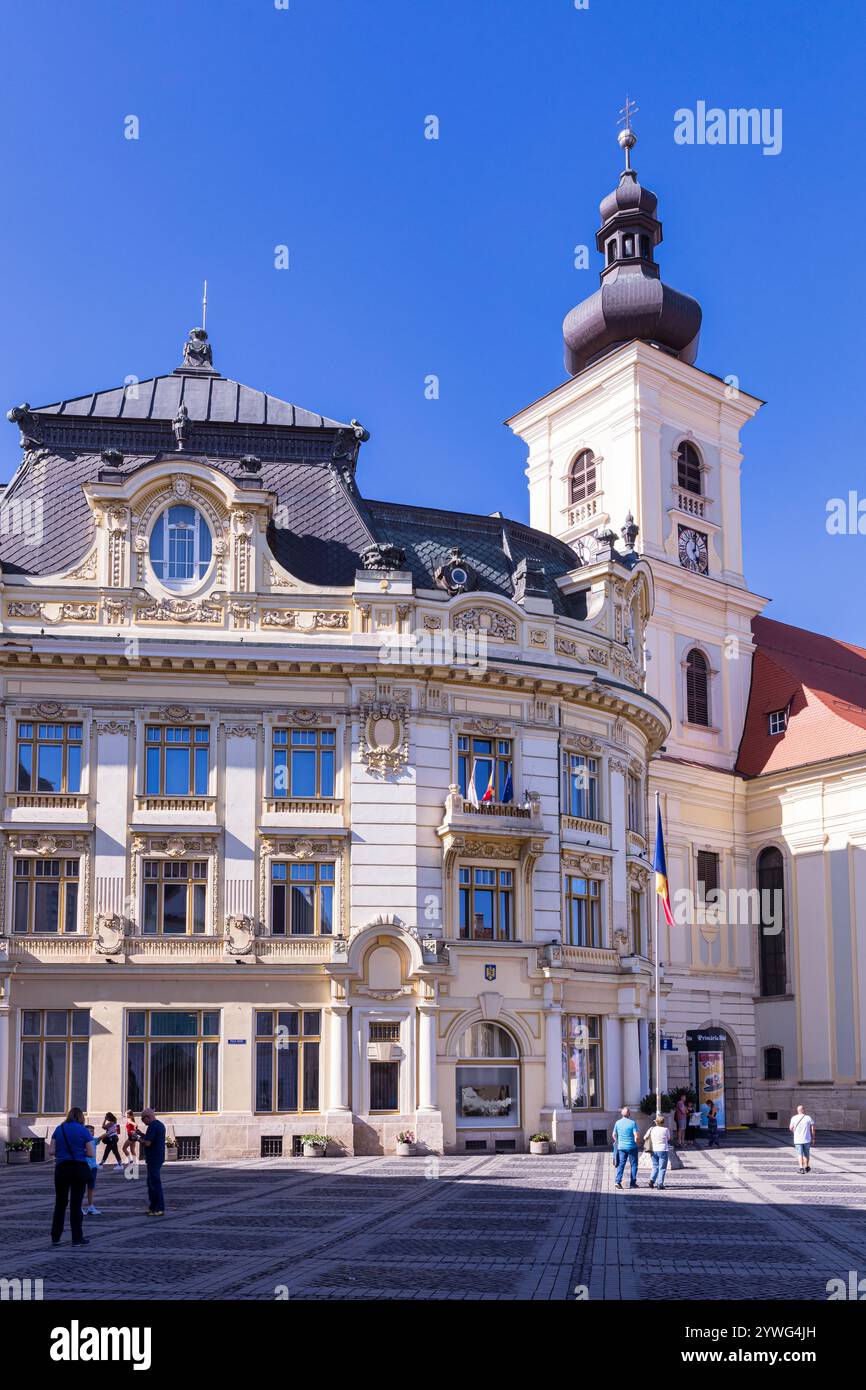 L'edificio che ospita il comune di Sibiu, Sibiu, Transilvania, Romania Foto Stock