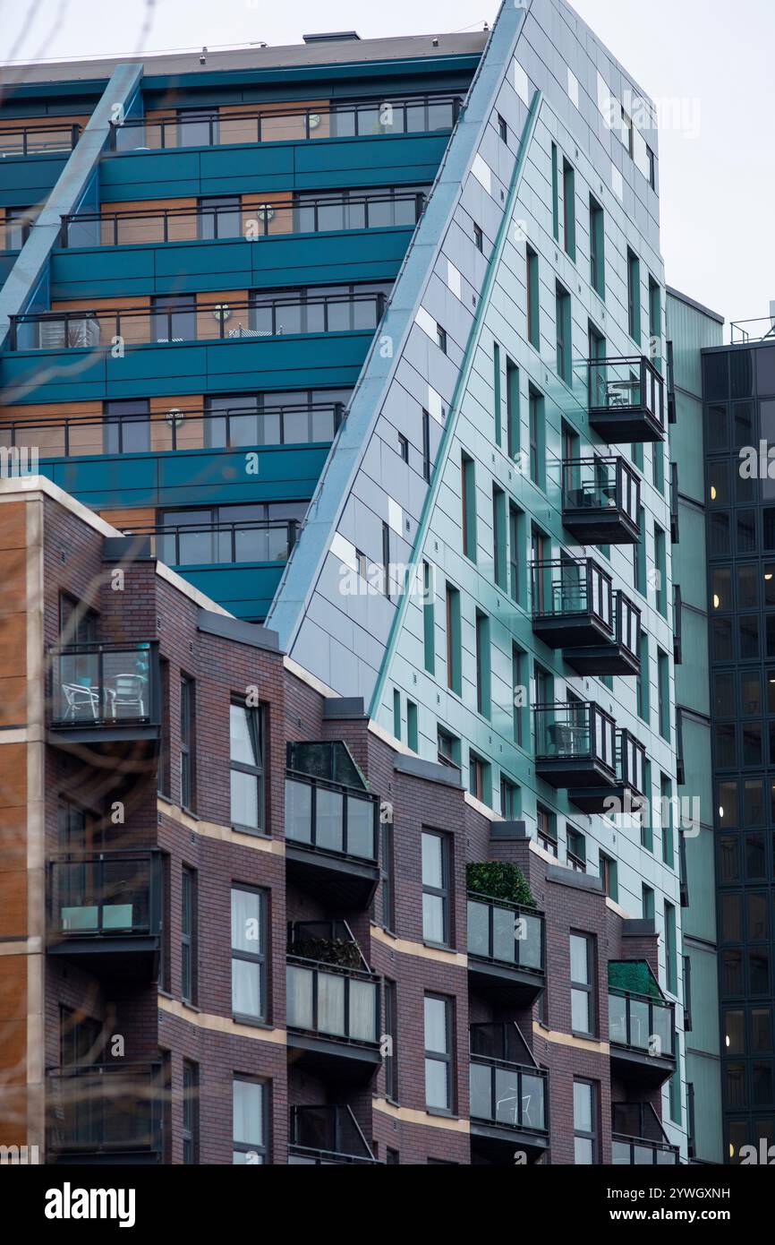 Leeds è una città del West Yorkshire, Inghilterra. È il più grande insediamento dello Yorkshire e il centro amministrativo del City of Leeds Metropolitan Borough, che è il secondo distretto più popoloso del Regno Unito. Foto Stock