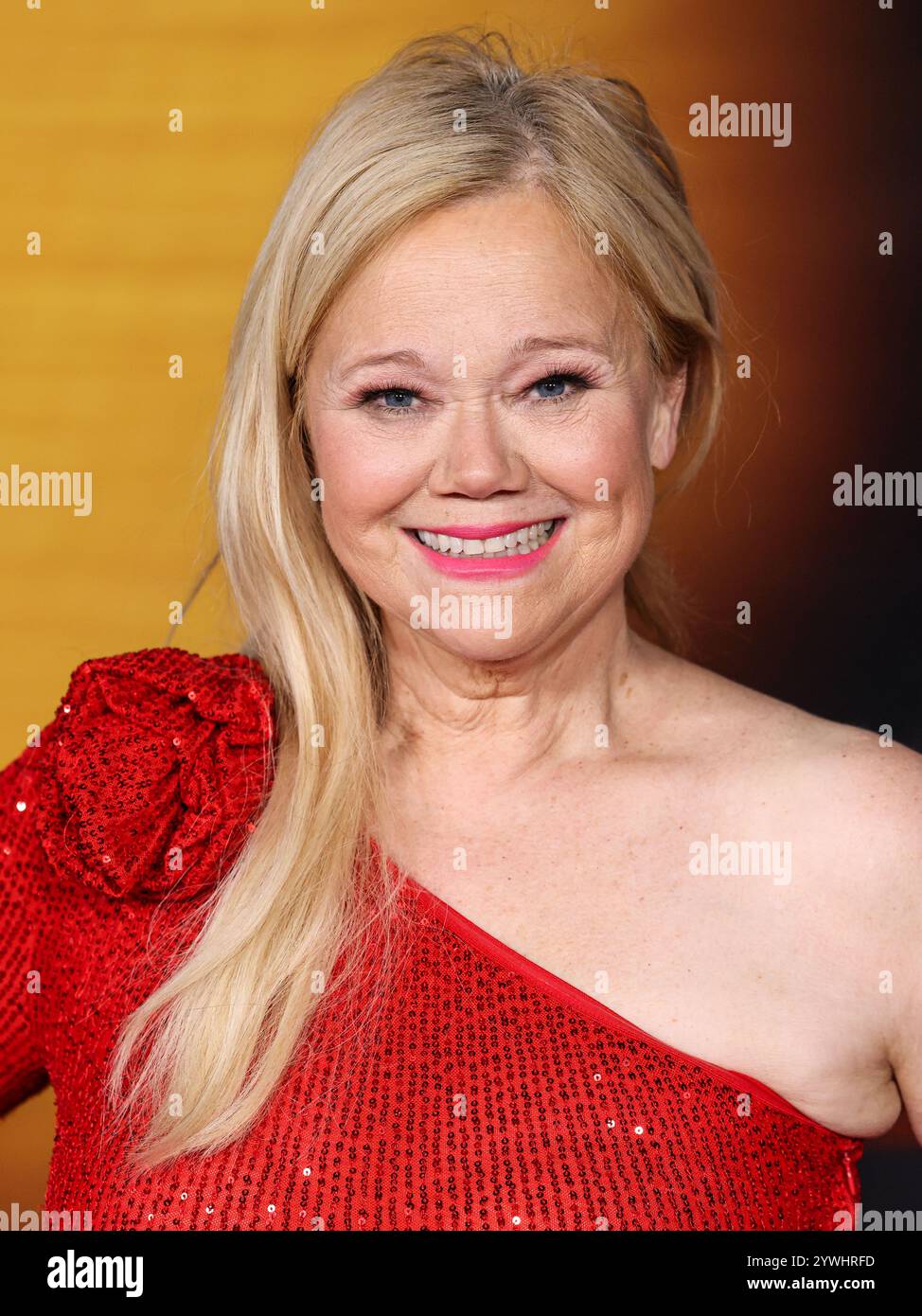 Hollywood, Stati Uniti. 10 dicembre 2024. HOLLYWOOD, LOS ANGELES, CALIFORNIA, USA - 10 DICEMBRE: Caroline Rhea arriva alla premiere di Los Angeles di "A complete Unknown" della Searchlight Pictures tenutasi al Dolby Theatre il 10 dicembre 2024 a Hollywood, Los Angeles, California, Stati Uniti. (Foto di Xavier Collin/Image Press Agency) credito: Image Press Agency/Alamy Live News Foto Stock