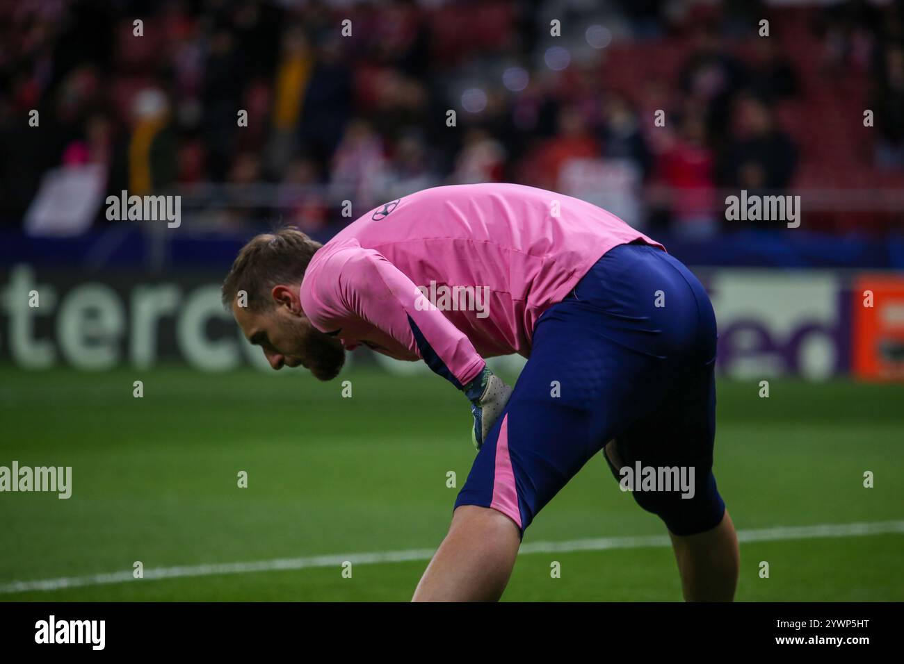 Madrid, Spagna, 11 dicembre 2024: Il portiere dell'Atletico Madrid Jan Oblak (13) si allunga durante la partita del sesto turno di UEFA Champions League 2024-25 tra l'Atletico Madrid e Slovan Bratislava l'11 dicembre 2024 allo Stadio Riyadh Air Metropolitano di Madrid, Spagna. Crediti: Alberto Brevers / Alamy Live News. Foto Stock
