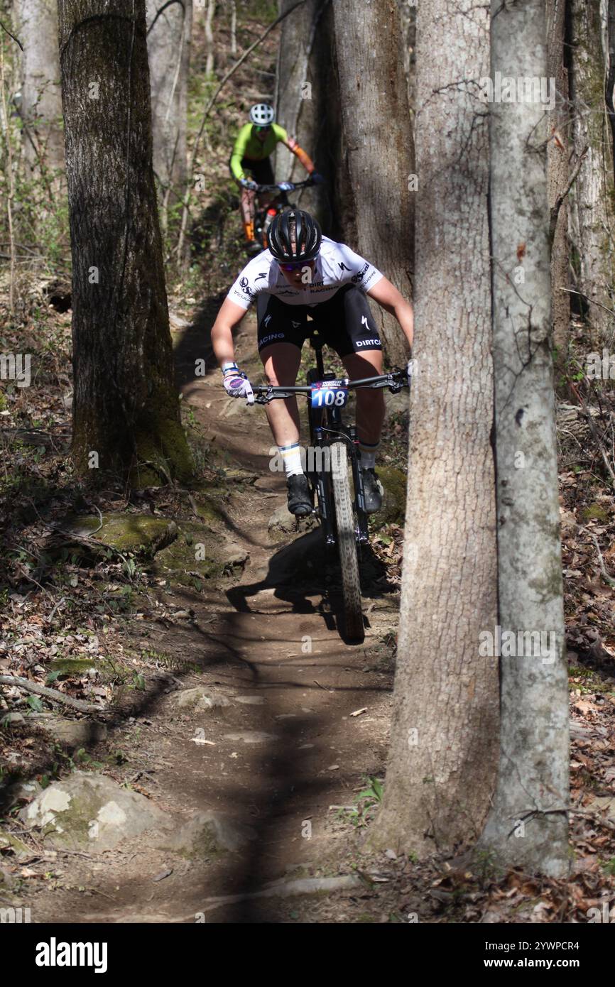 Tennessee National Mountain Bike Festival 2024 al Windrock Bike Park di Oliver Springs, Tennessee, Stati Uniti. Foto Stock