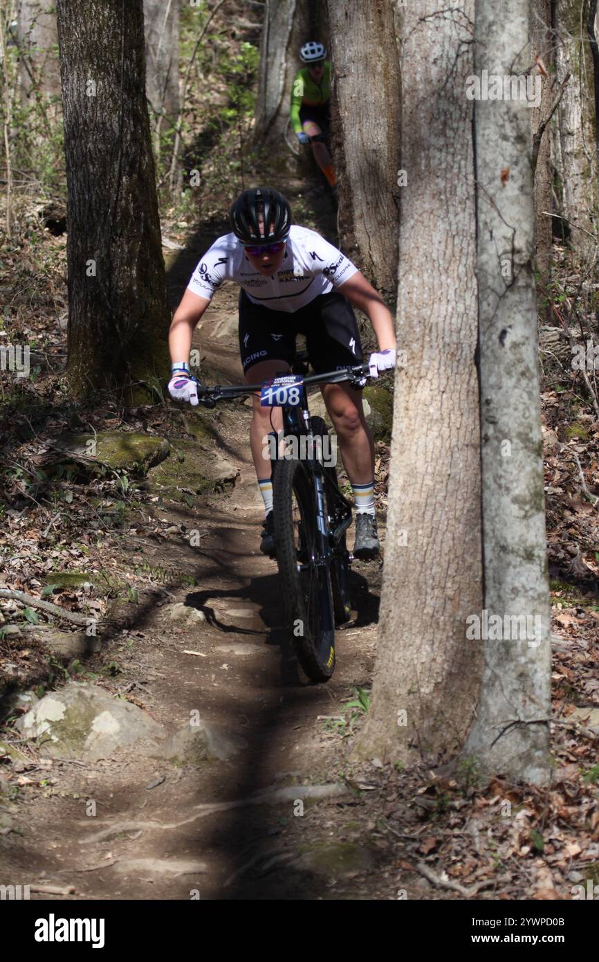 Tennessee National Mountain Bike Festival 2024 al Windrock Bike Park di Oliver Springs, Tennessee, Stati Uniti. Foto Stock