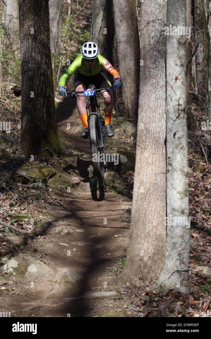 Tennessee National Mountain Bike Festival 2024 al Windrock Bike Park di Oliver Springs, Tennessee, Stati Uniti. Foto Stock
