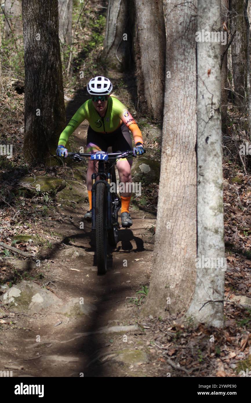 Tennessee National Mountain Bike Festival 2024 al Windrock Bike Park di Oliver Springs, Tennessee, Stati Uniti. Foto Stock