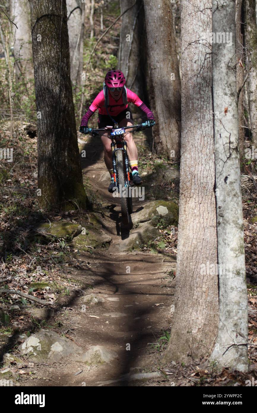 Tennessee National Mountain Bike Festival 2024 al Windrock Bike Park di Oliver Springs, Tennessee, Stati Uniti. Foto Stock