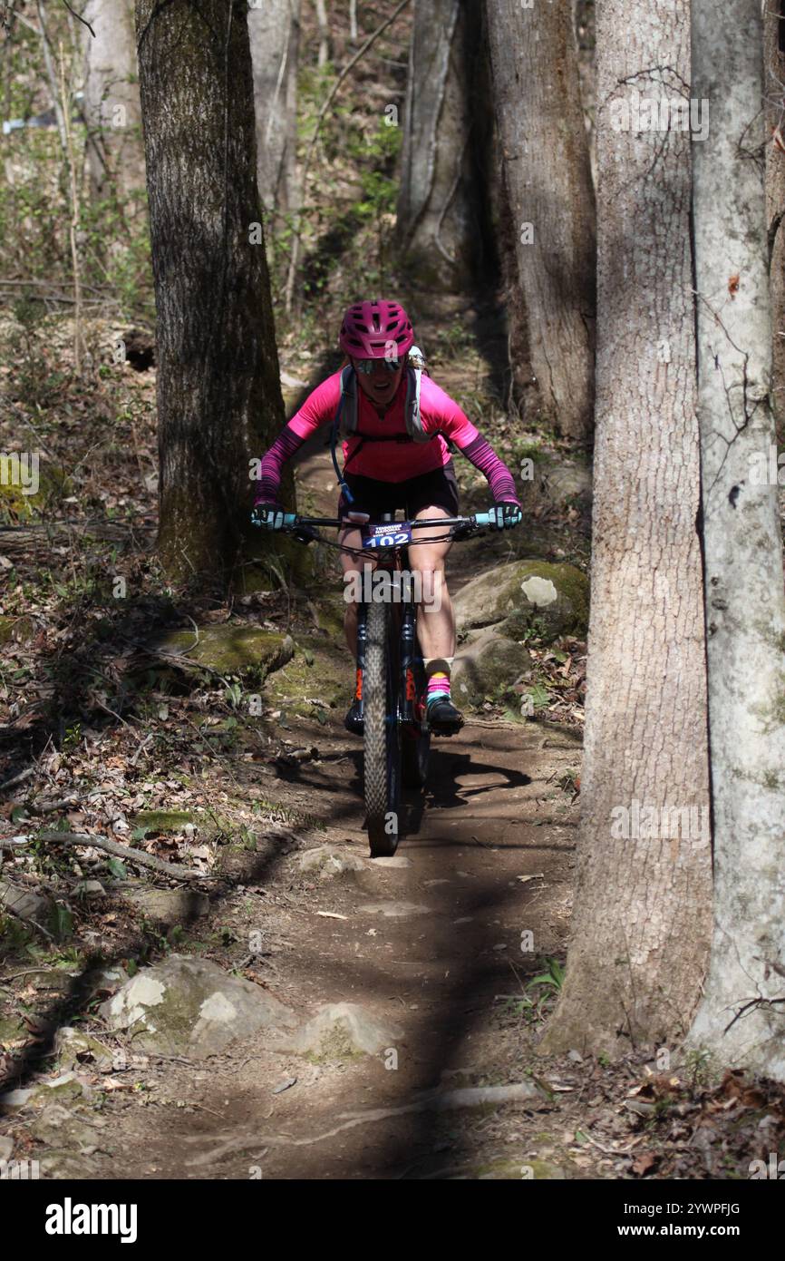 Tennessee National Mountain Bike Festival 2024 al Windrock Bike Park di Oliver Springs, Tennessee, Stati Uniti. Foto Stock
