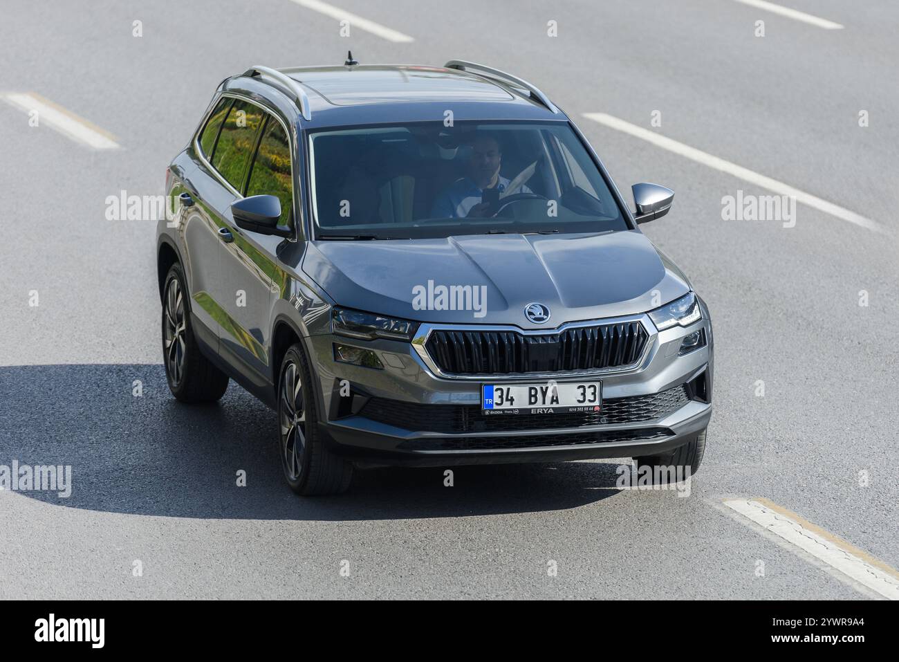 ISTANBUL, TURCHIA - 6 OTTOBRE 2024: Skoda Kodiaq è un SUV di medie dimensioni, prodotto dalla casa automobilistica ceca Skoda Auto. Il veicolo è basato su VW Group Foto Stock