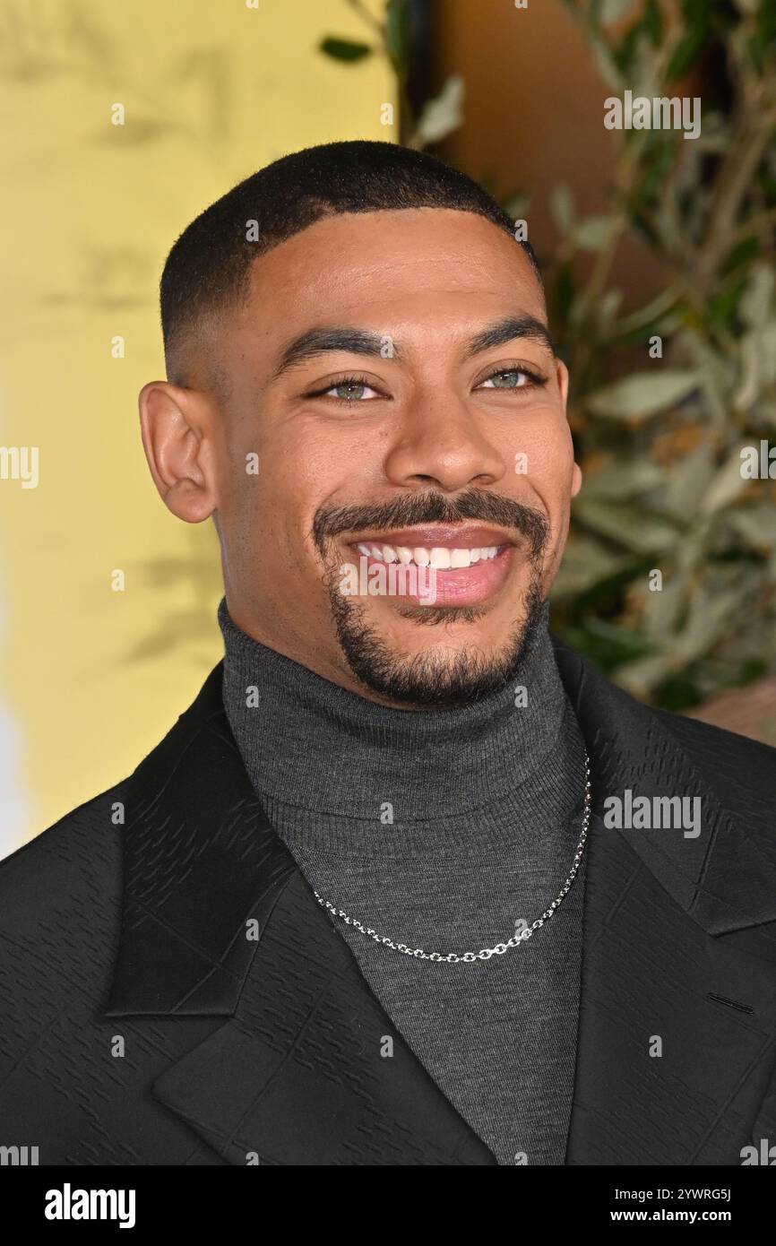 Londra, Regno Unito. 11 dicembre 2024. Aaron Pierre al Mufasa, il Re Leone prima inglese al Cineworld Leicester Square. Crediti: Nils Jorgensen/Alamy Live News Foto Stock
