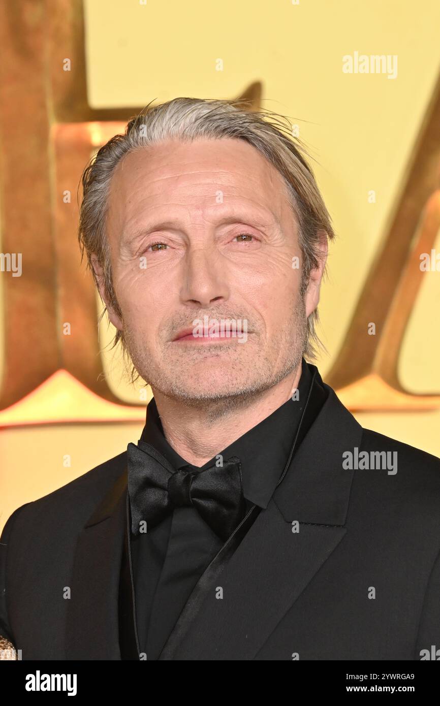 Londra, Regno Unito. 11 dicembre 2024. Mads Mikkelsen al Mufasa, la prima del Regno Unito del Re Leone al Cineworld Leicester Square. Crediti: Nils Jorgensen/Alamy Live News Foto Stock