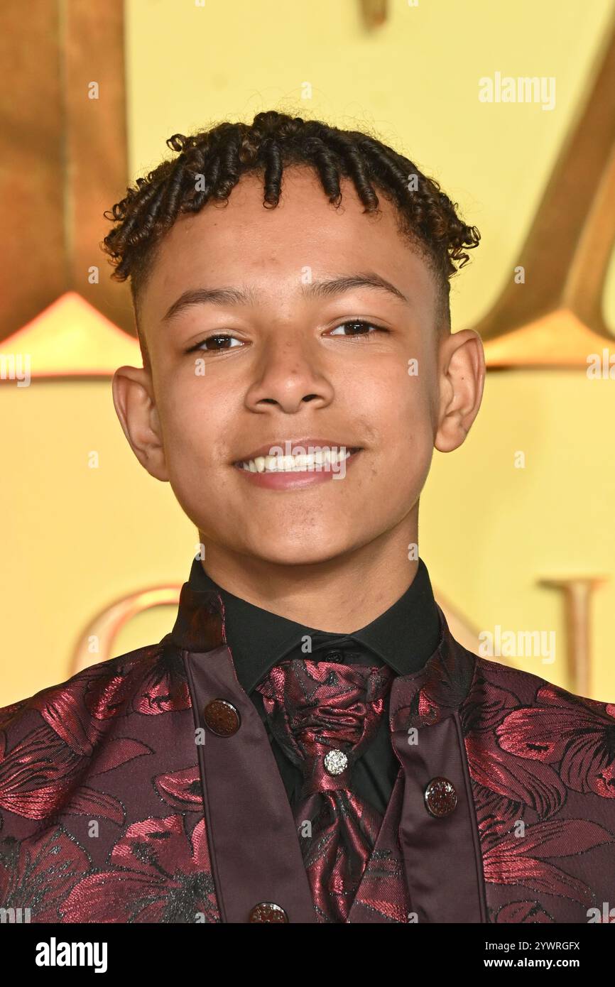 Londra, Regno Unito. 11 dicembre 2024. Theo Somolu al Mufasa, la prima del Regno Unito del Re Leone al Cineworld Leicester Square. Crediti: Nils Jorgensen/Alamy Live News Foto Stock