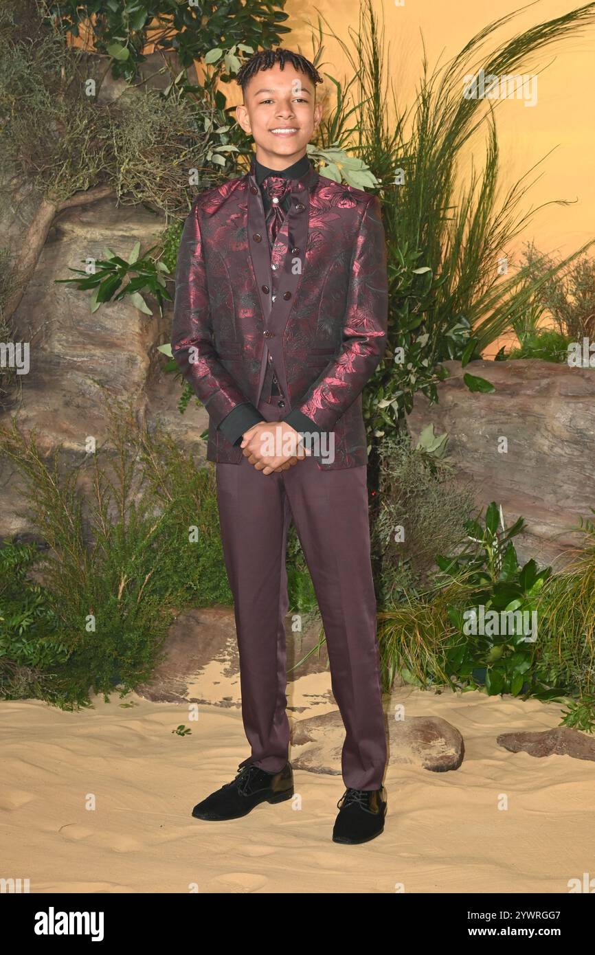 Londra, Regno Unito. 11 dicembre 2024. Theo Somolu al Mufasa, la prima del Regno Unito del Re Leone al Cineworld Leicester Square. Crediti: Nils Jorgensen/Alamy Live News Foto Stock