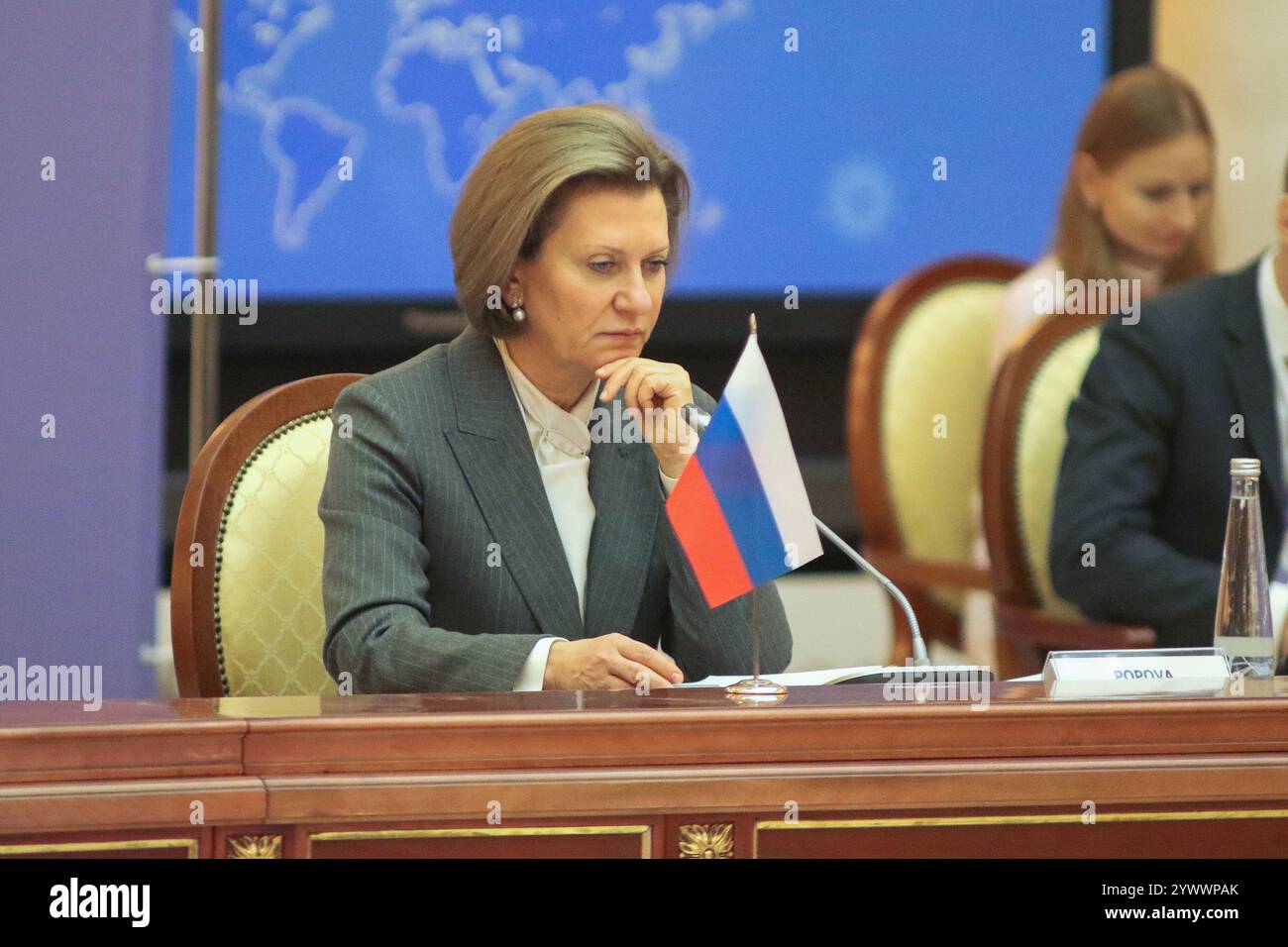 San Pietroburgo, Russia. 12 dicembre 2024. Anna Popova, Capo medico sanitario di Stato della Federazione Russa, Capo di Rospotrebnadzor, durante la V Conferenza scientifica e pratica internazionale sulla lotta contro le malattie infettive, a San Pietroburgo, presso la Biblioteca Presidenziale intitolata a B. N. Eltsin a San Pietroburgo. (Foto di Maksim Konstantinov/SOPA Images/Sipa USA) credito: SIPA USA/Alamy Live News Foto Stock