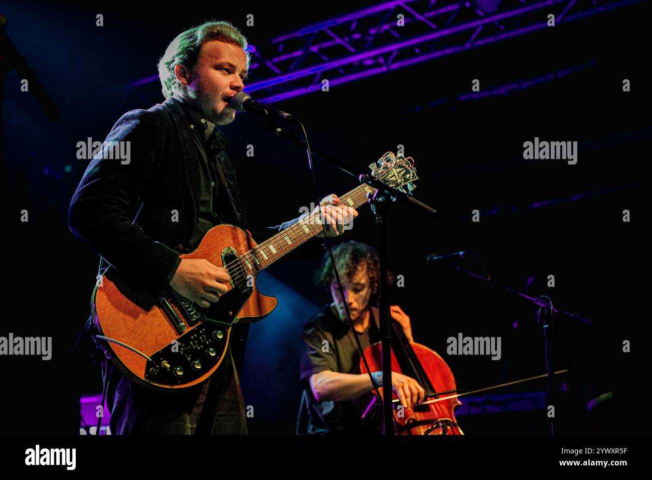 Italia 9 dicembre 2024 Geordie Greep - Black Midi cantante e frontman - live al Circolo Magnolia Milano © Andrea Ripamonti / Alamy Foto Stock