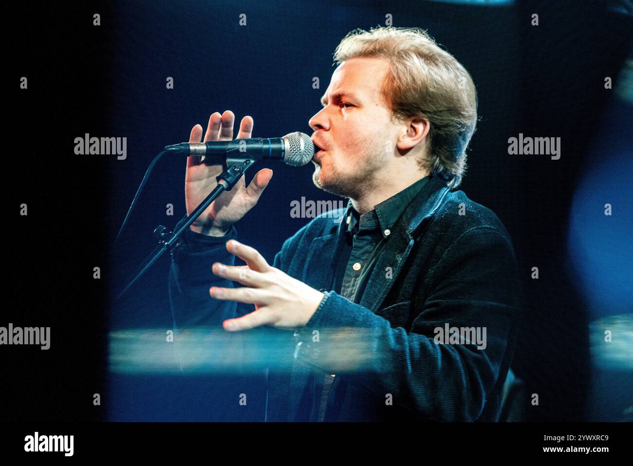 Italia 9 dicembre 2024 Geordie Greep - Black Midi cantante e frontman - live al Circolo Magnolia Milano © Andrea Ripamonti / Alamy Foto Stock