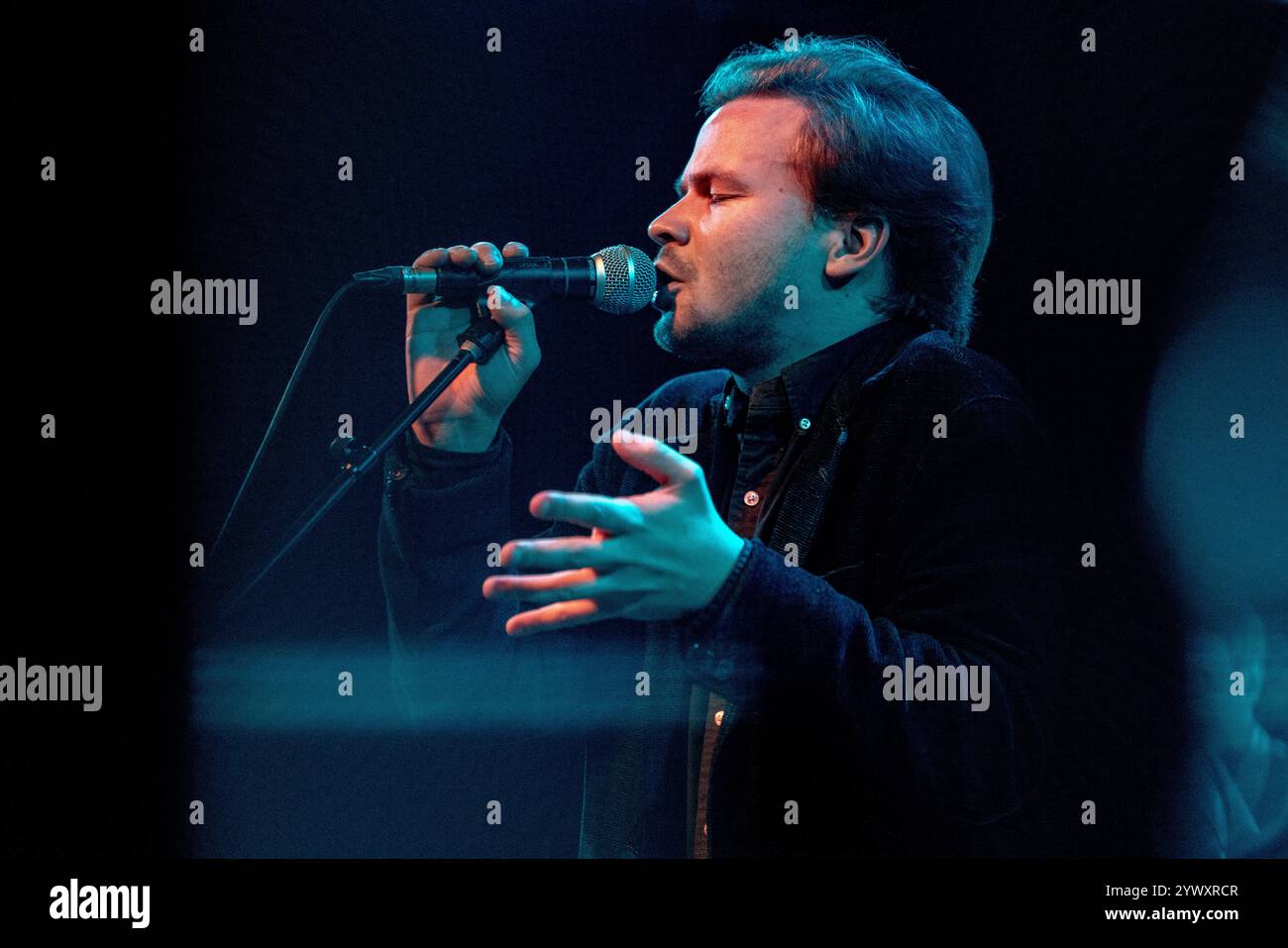 Italia 9 dicembre 2024 Geordie Greep - Black Midi cantante e frontman - live al Circolo Magnolia Milano © Andrea Ripamonti / Alamy Foto Stock