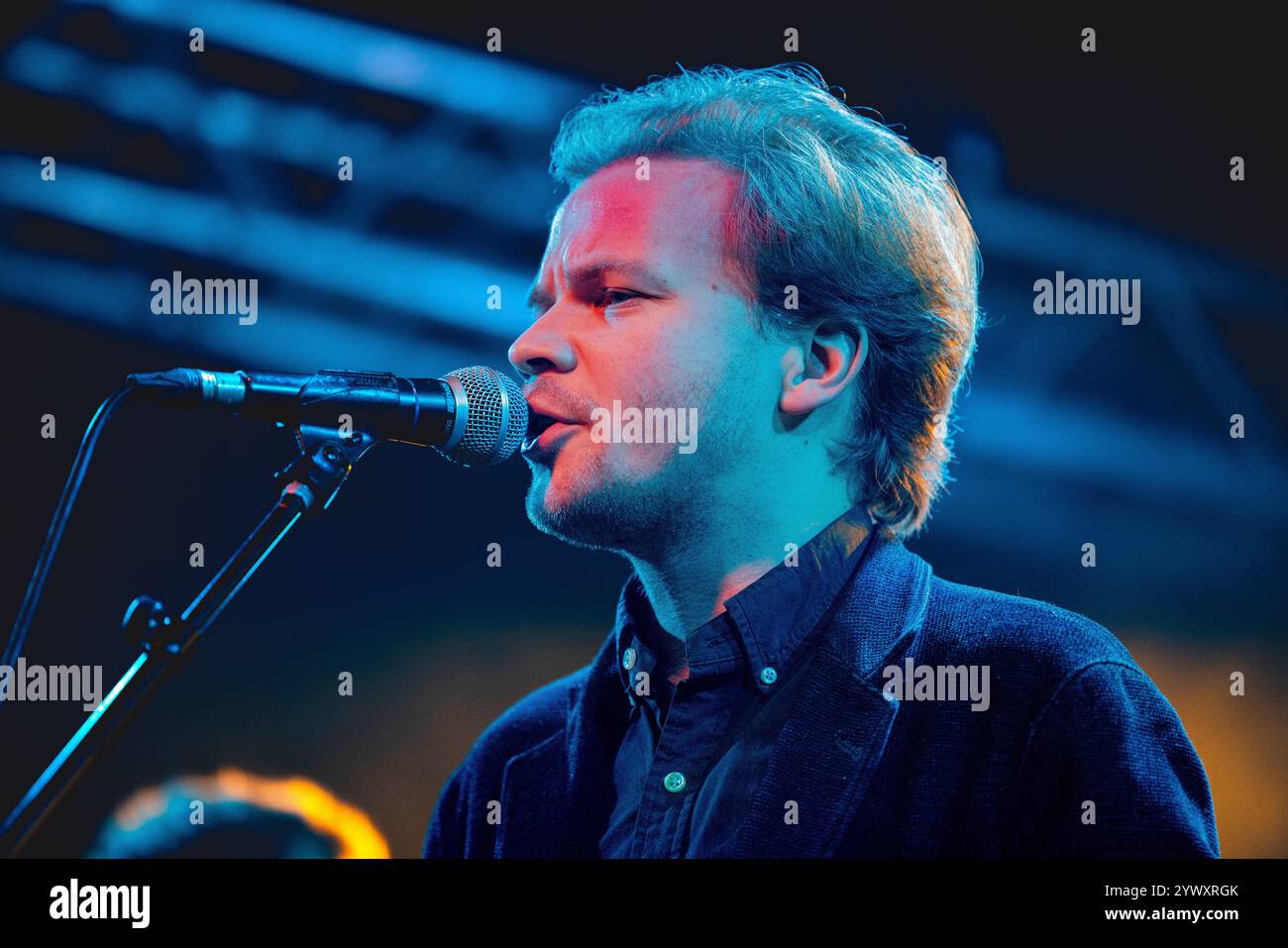 Italia 9 dicembre 2024 Geordie Greep - Black Midi cantante e frontman - live al Circolo Magnolia Milano © Andrea Ripamonti / Alamy Foto Stock
