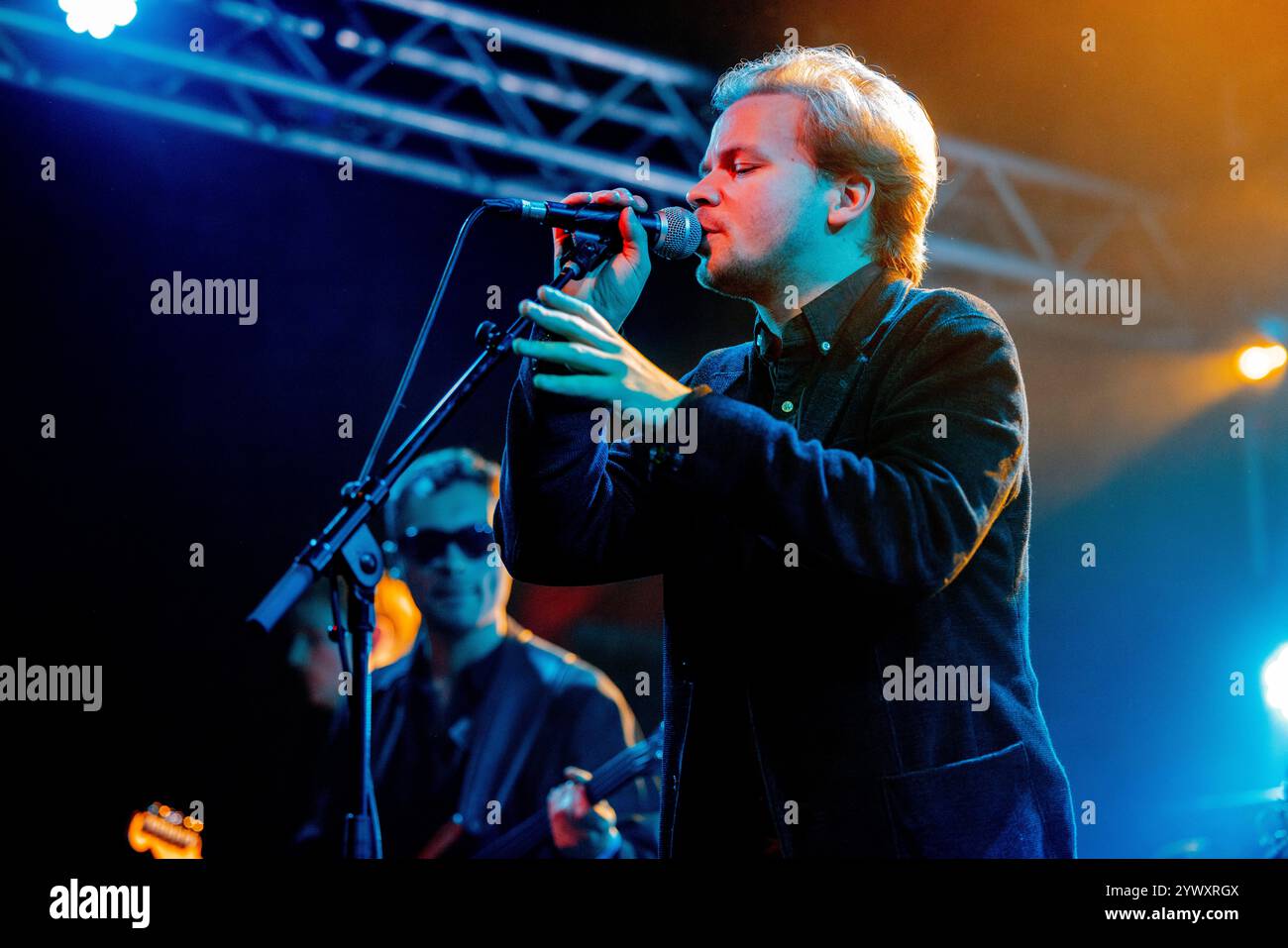 Italia 9 dicembre 2024 Geordie Greep - Black Midi cantante e frontman - live al Circolo Magnolia Milano © Andrea Ripamonti / Alamy Foto Stock