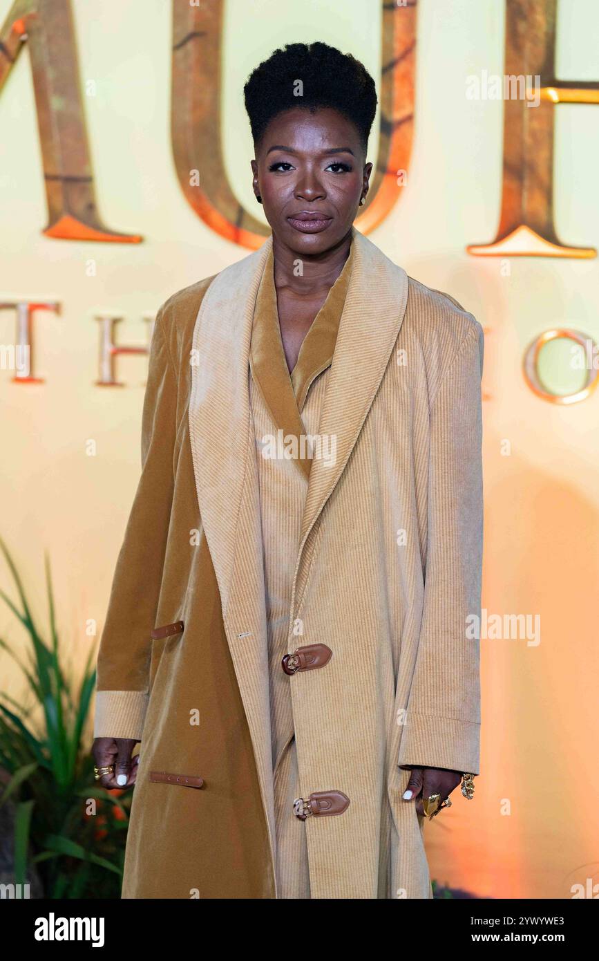 Londra, Regno Unito. Folake Olowofoyeku a Mufasa: The Lion King UK premiere. Cineworld. Leicester Square. 11 dicembre 2024. Rif: LMK425-S121224-001 Harry Cornish/Landmark Media WWW.LMKMEDIA.COM Foto Stock