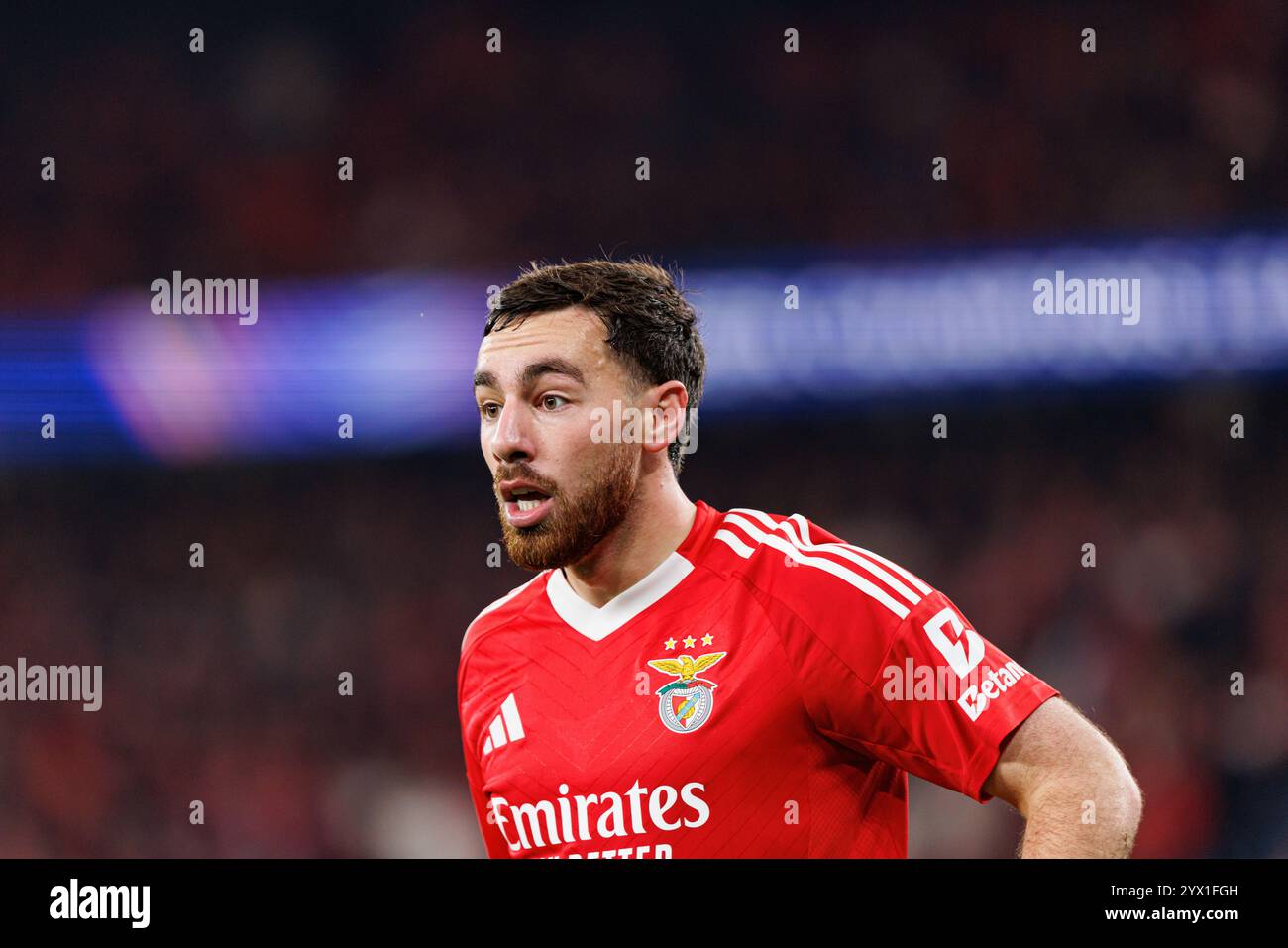 Orkun Kokcu visto durante la partita di UEFA Champions League tra le squadre di SL Benfica e Bologna FC 1909 (Maciej Rogowski) Foto Stock