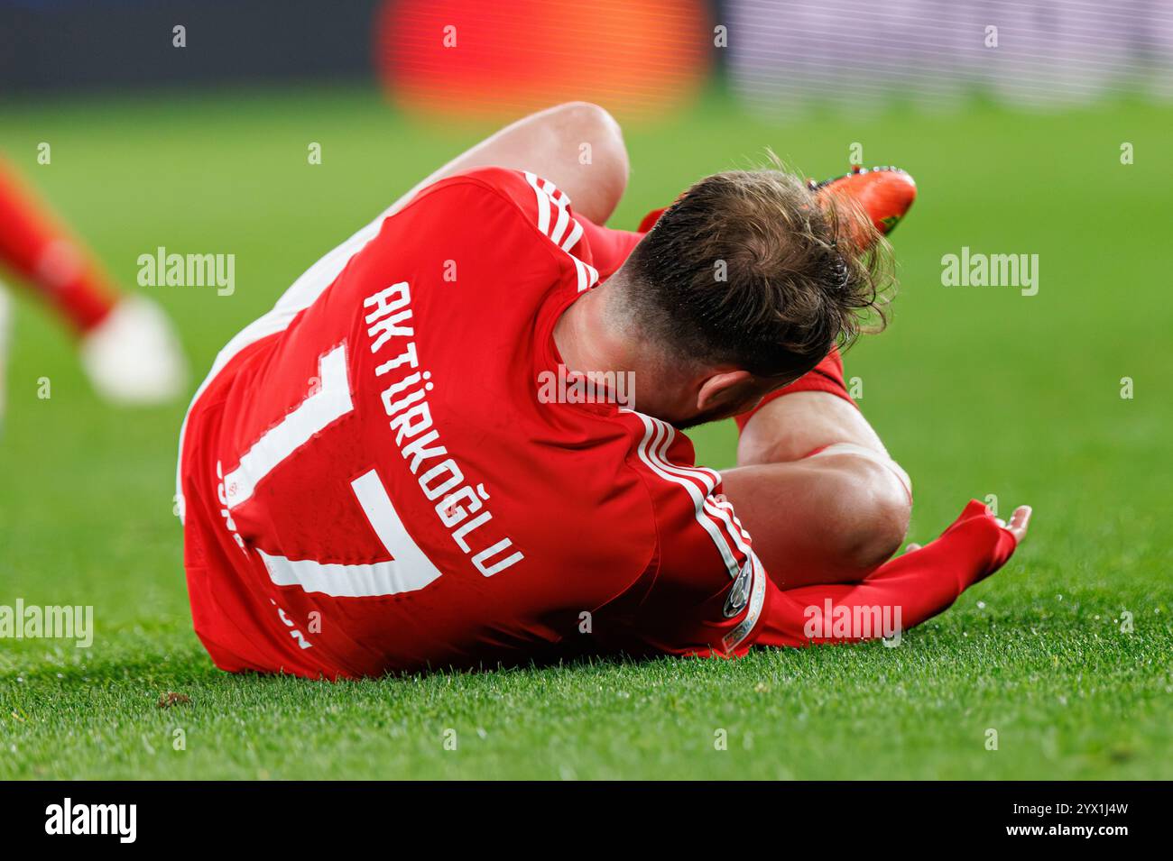 Kerem Akturkoglu visto durante la partita di UEFA Champions League tra le squadre del Benfica e del Bologna FC 1909 (Maciej Rogowski) Foto Stock