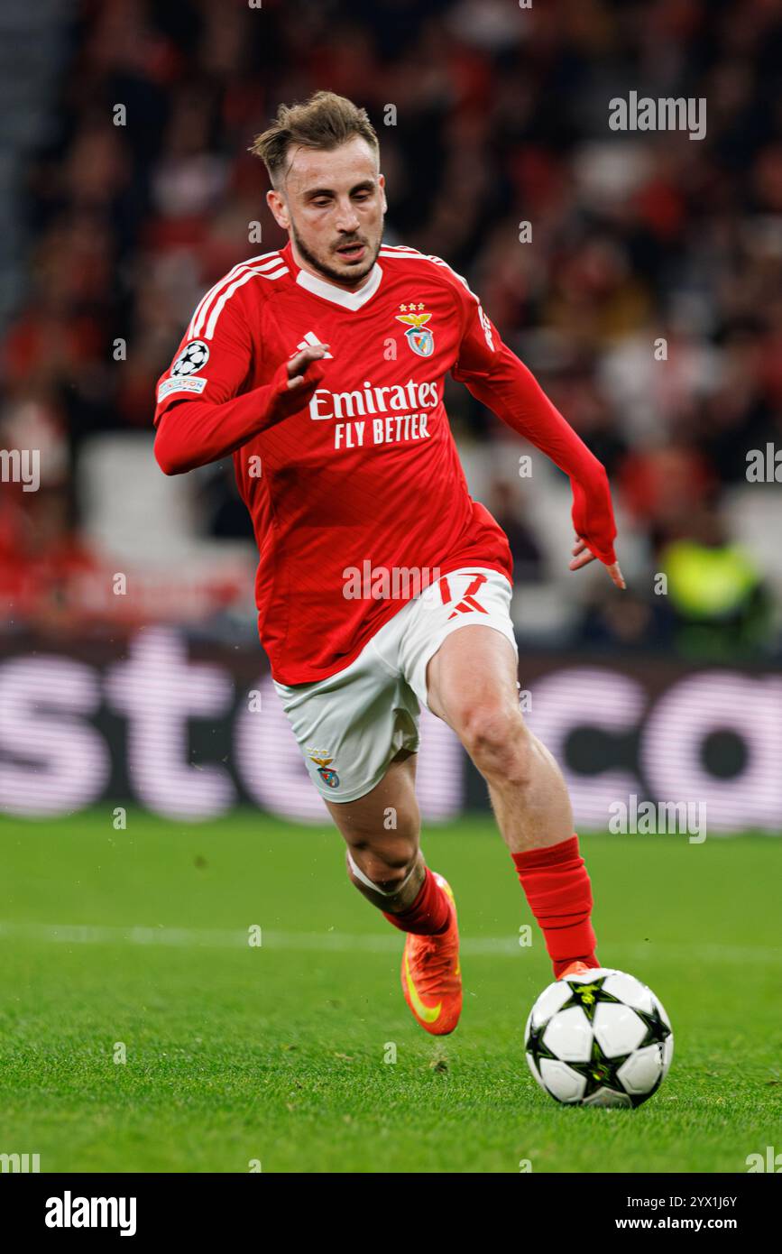 Kerem Akturkoglu visto durante la partita di UEFA Champions League tra le squadre del Benfica e del Bologna FC 1909 (Maciej Rogowski) Foto Stock