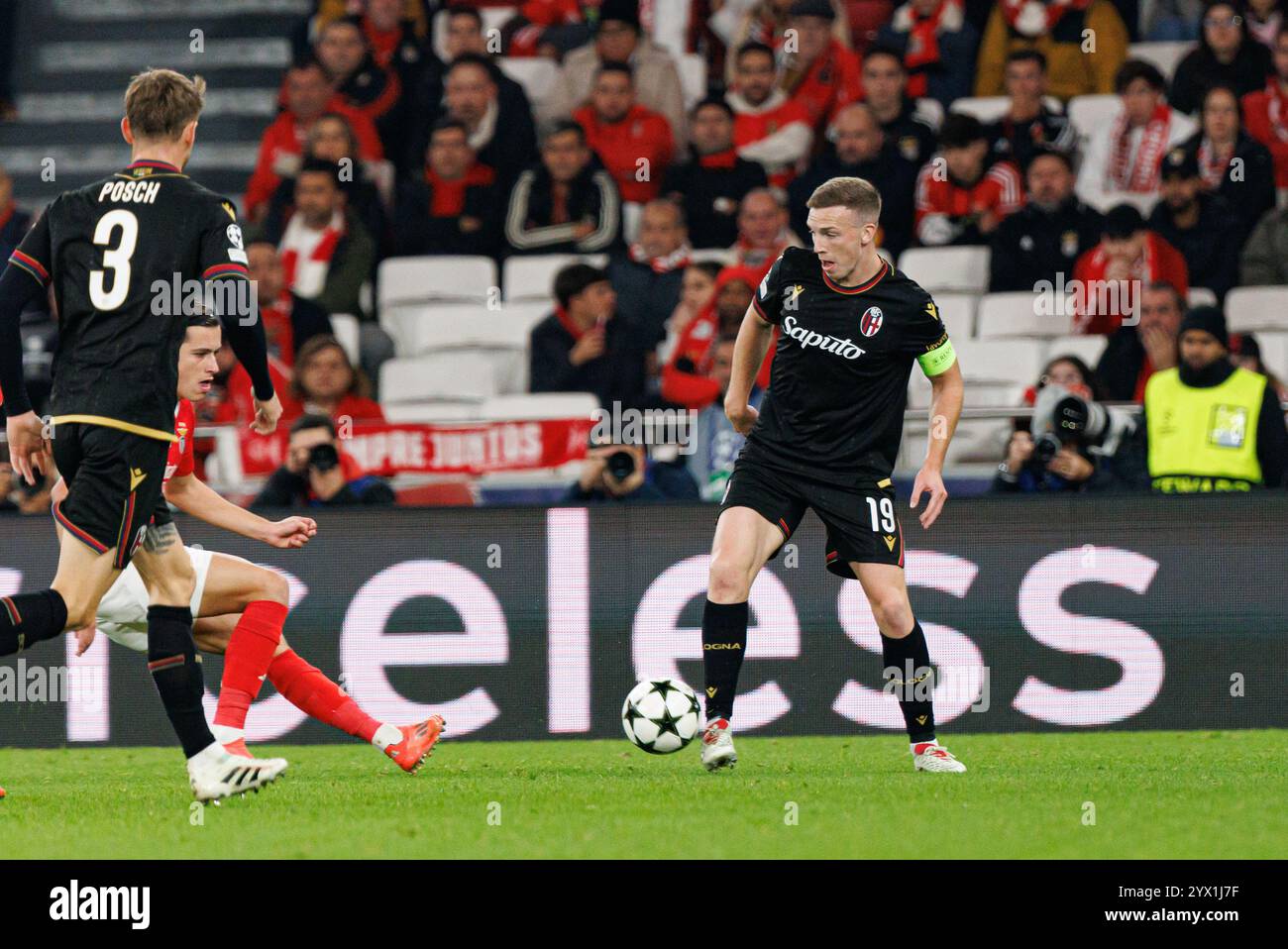 Lukas Ferguson visto durante la partita di UEFA Champions League tra le squadre di SL Benfica e Bologna FC 1909 (Maciej Rogowski) Foto Stock
