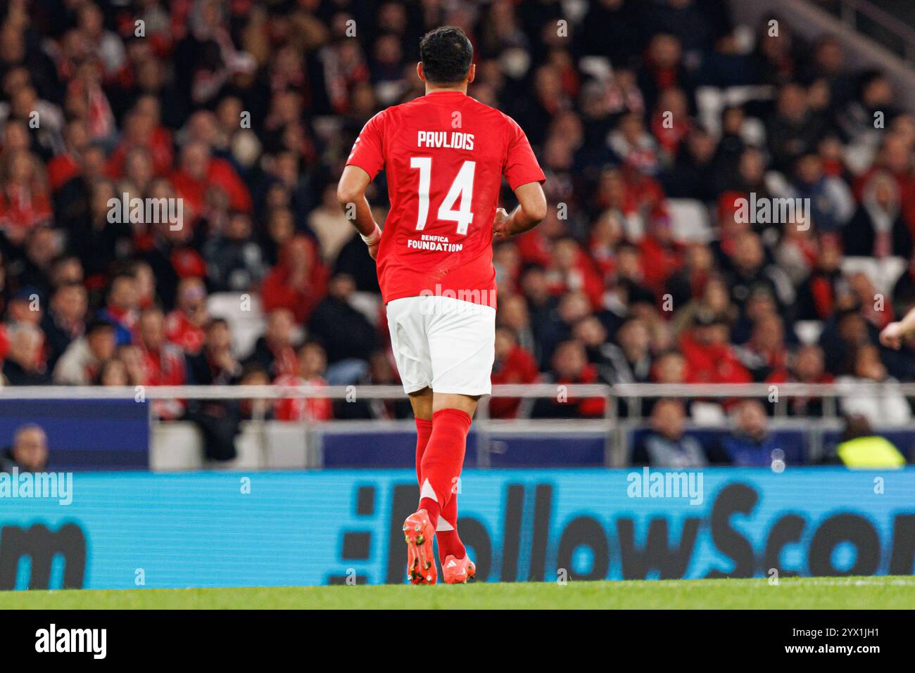 Vangelis Pavlidis visto durante la partita di UEFA Champions League tra le squadre del Benfica e del Bologna FC 1909 (Maciej Rogowski) Foto Stock