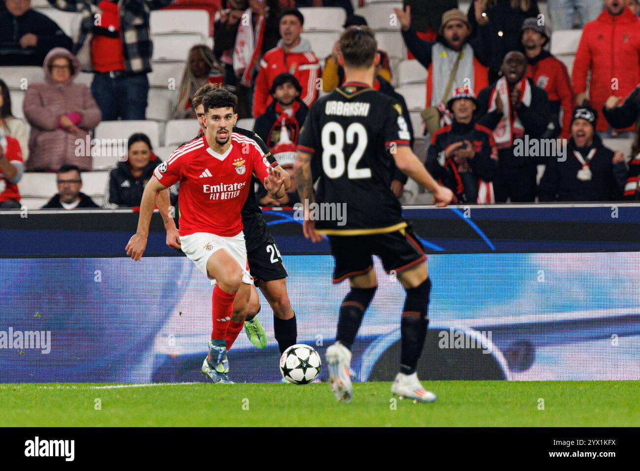 Tomas Araujo visto durante la partita di UEFA Champions League tra le squadre del Benfica e del Bologna FC 1909 (Maciej Rogowski) Foto Stock