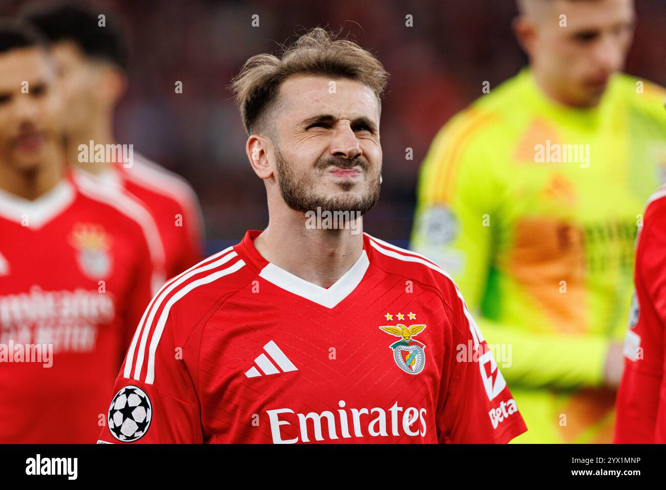 Kerem Akturkoglu visto durante la partita di UEFA Champions League tra le squadre del Benfica e del Bologna FC 1909 (Maciej Rogowski) Foto Stock