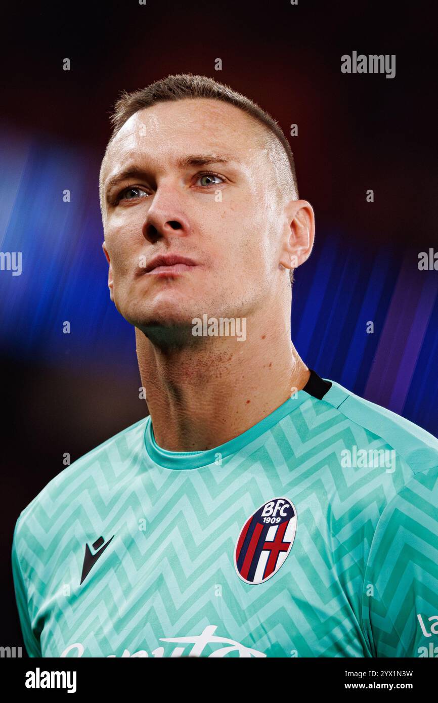 Lukasz Skorupski visto durante la partita di UEFA Champions League tra le squadre del Benfica e del Bologna FC 1909 (Maciej Rogowski) Foto Stock