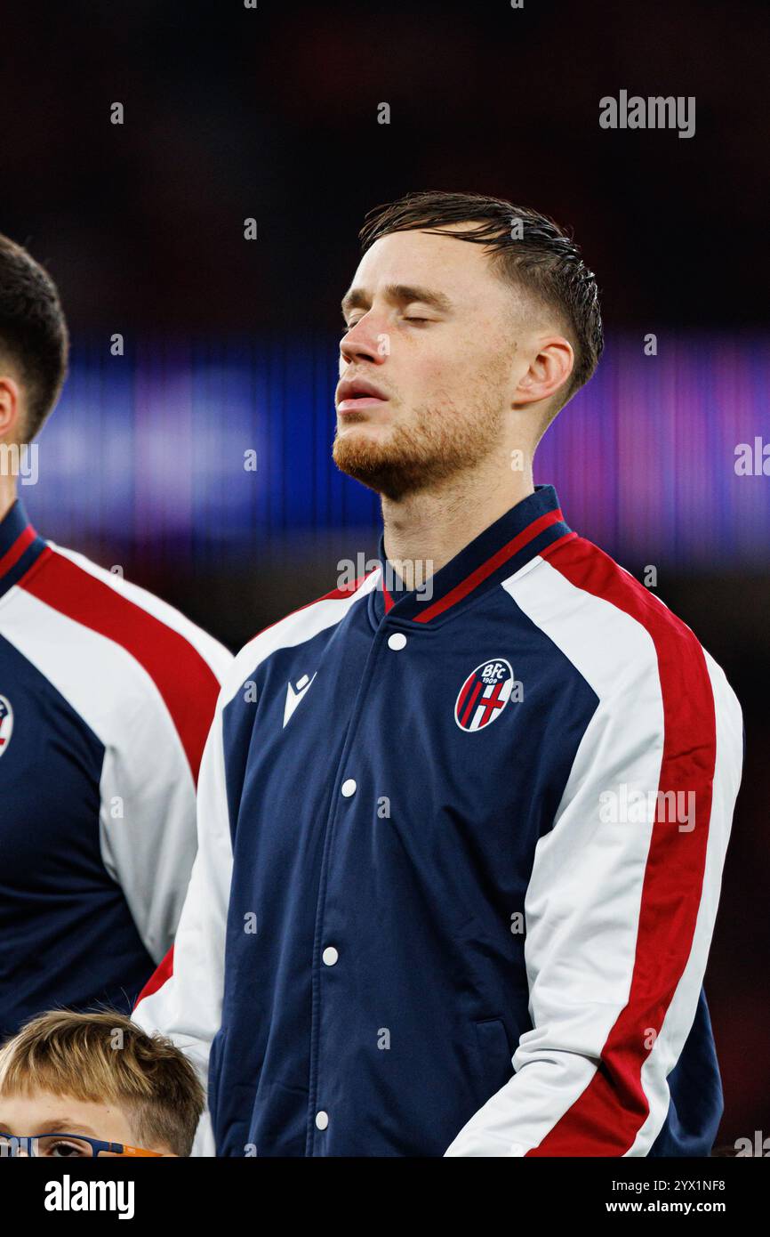 Sam Beukema visto durante la partita di UEFA Champions League tra le squadre di SL Benfica e Bologna FC 1909 (Maciej Rogowski) Foto Stock