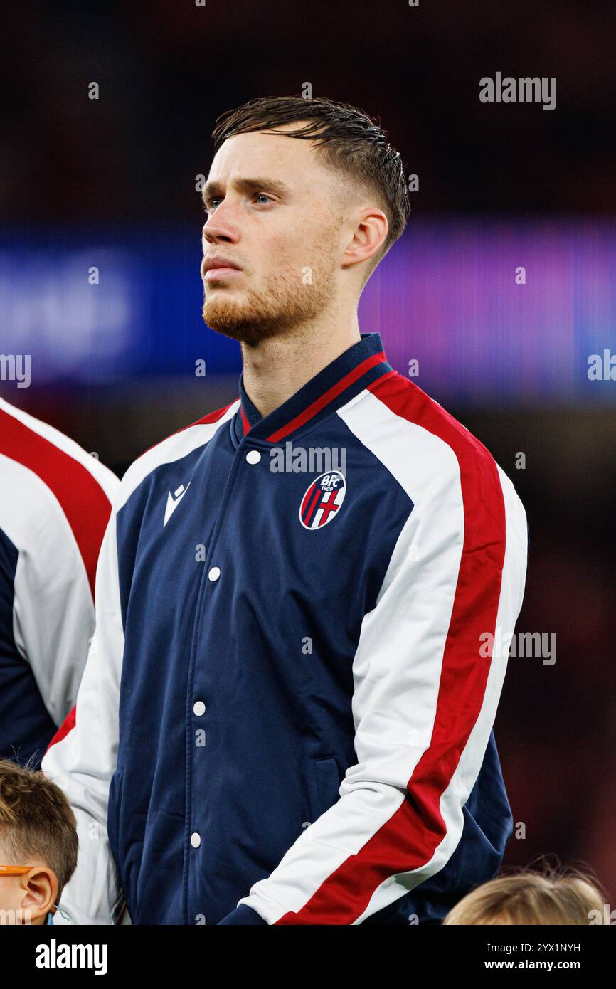 Sam Beukema visto durante la partita di UEFA Champions League tra le squadre di SL Benfica e Bologna FC 1909 (Maciej Rogowski) Foto Stock