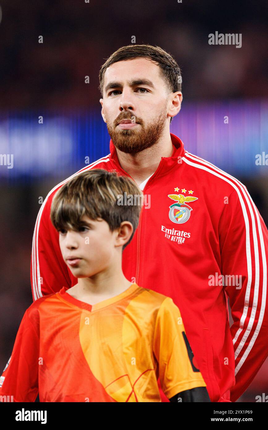 Orkun Kokcu visto durante la partita di UEFA Champions League tra le squadre di SL Benfica e Bologna FC 1909 (Maciej Rogowski) Foto Stock