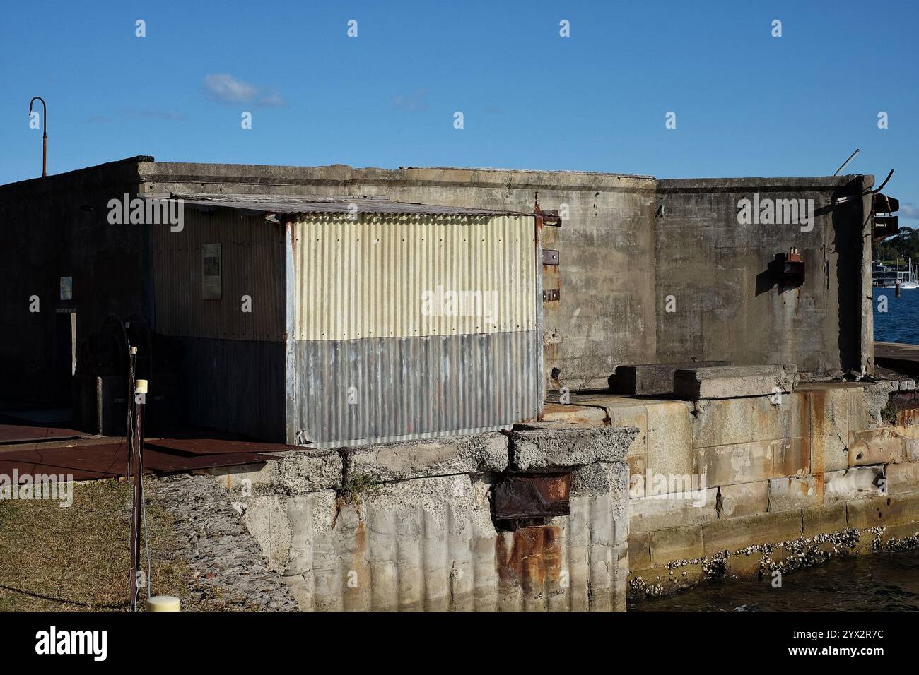 Pareti di cemento del carbone, Rope & Sling Store del Cockatoo Island Powerhouse Sydney, Australia Foto Stock
