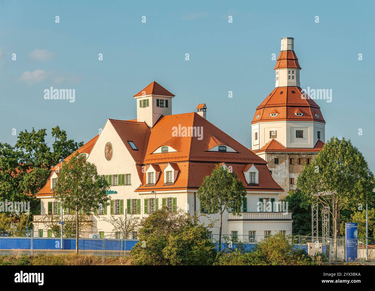 Ingresso al centro fieristico di Dresda negli edifici dell'ex macello, Sassonia, Germania Foto Stock