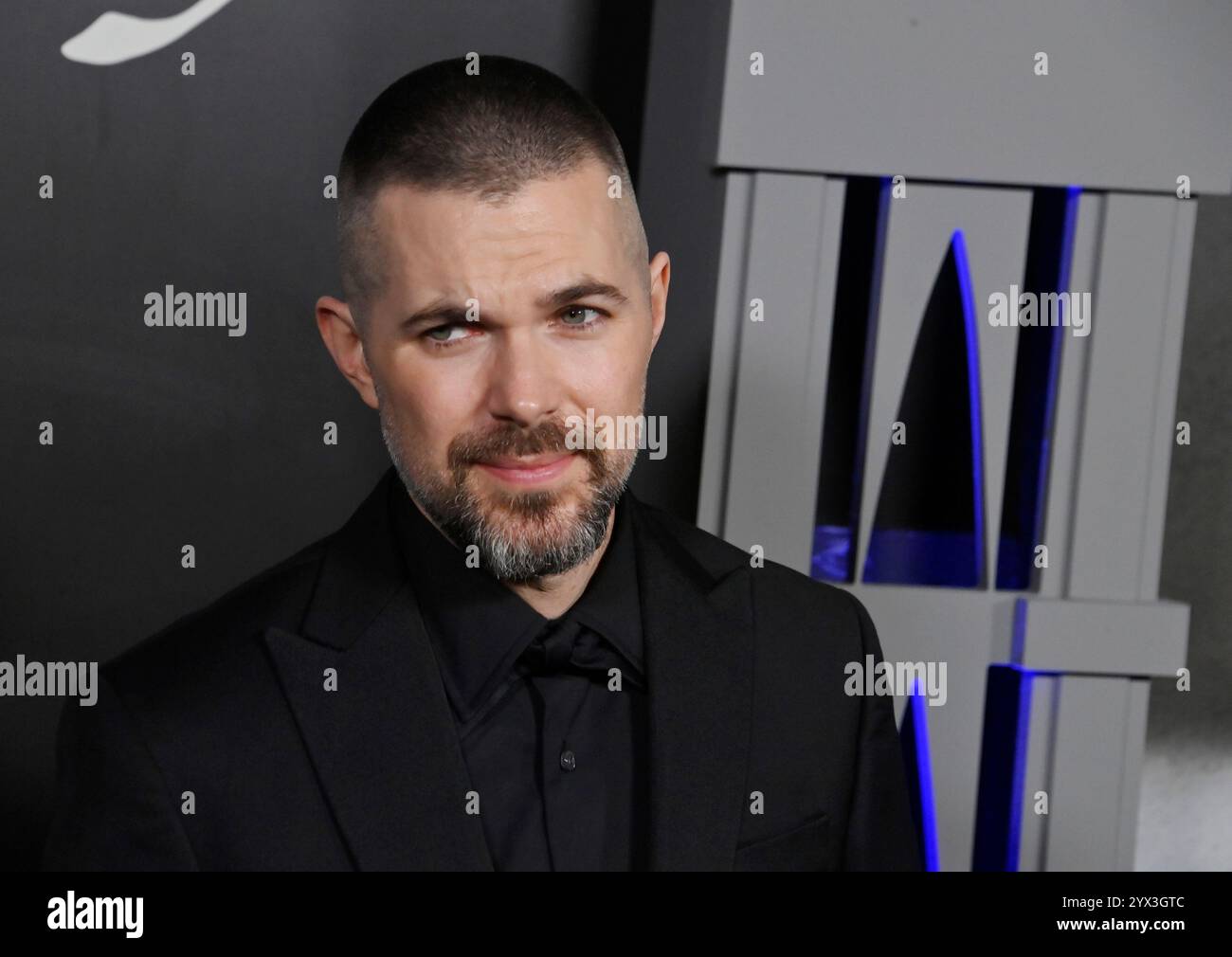 Los Angeles, Stati Uniti. 12 dicembre 2024. Il regista Robert Eggers partecipa alla prima del film horror fantasy "Nosferatu" al TCL Chinese Theatre nella sezione Hollywood di Los Angeles giovedì 12 dicembre 2024. Storyline: Una storia gotica di ossessione tra una giovane stregata e il terrificante vampiro infatuato di lei, causando un orrore incalcolabile nella sua scia. Foto di Jim Ruymen/UPI credito: UPI/Alamy Live News Foto Stock