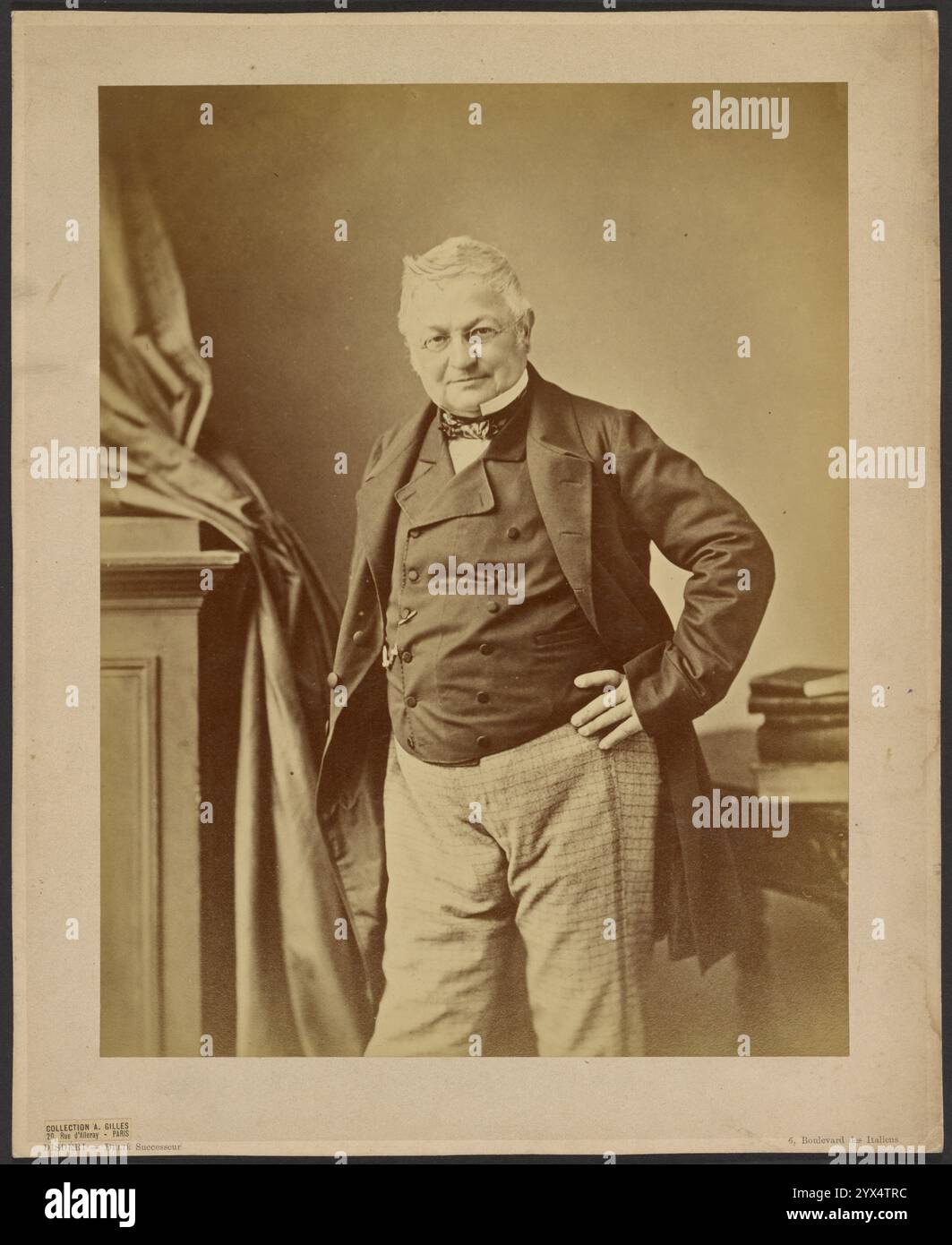 Monsieur Thiers, intorno al 1860. Ulteriori informazioni: Ritratto di Adolphe Thiers, un uomo più anziano in occhiali. Indossa pantaloni a scacchi e un gilet a doppio bottone e ha una mano appoggiata sull'anca. Foto Stock