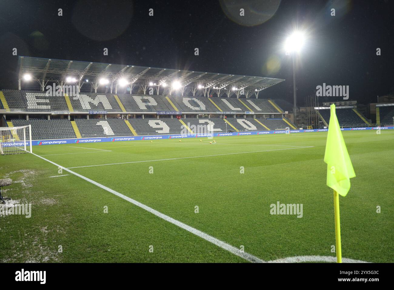 Empoli, Italia. 13 dicembre 2024. Veduta generale dello Stadio Carlo Castellani durante la partita di calcio italiana di serie A tra Empoli e Torino allo stadio Castellani, Italia settentrionale, venerdì 13, 2024 - Sport - calcio - (foto Michele Nucci Credit: LaPresse/Alamy Live News Foto Stock
