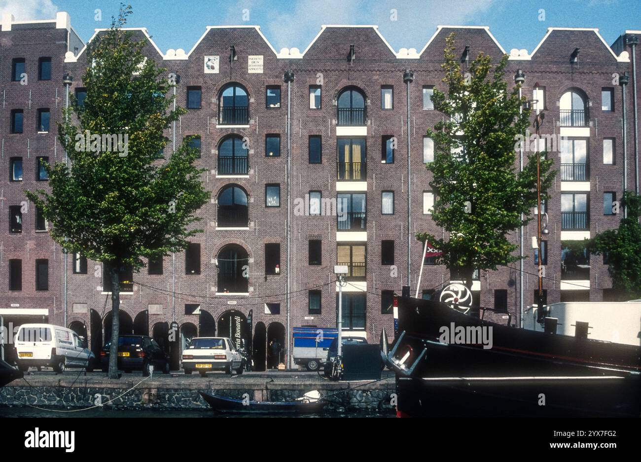 1997 foto d'archivio di appartamenti a Entrepotdok nella zona Eastern Docks di Amsterdam. Foto Stock