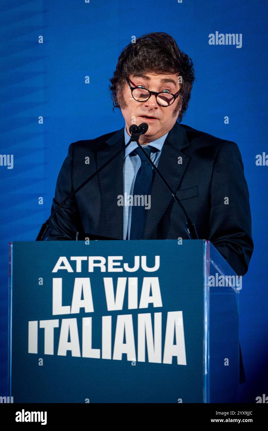 Roma, Italia. 14 dicembre 2024. Il presidente argentino Javier Milei partecipa all'incontro politico di Atreju organizzato dai giovani militanti del partito italiano Fratelli d'Italia al Circo massimo di Roma. Credito: SOPA Images Limited/Alamy Live News Foto Stock