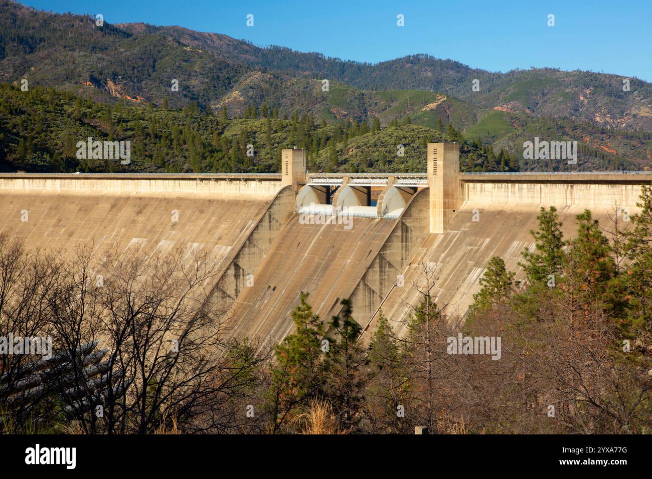 Diga di Shasta, Whiskeytown-Shasta-Trinity National Recreation area, California Foto Stock