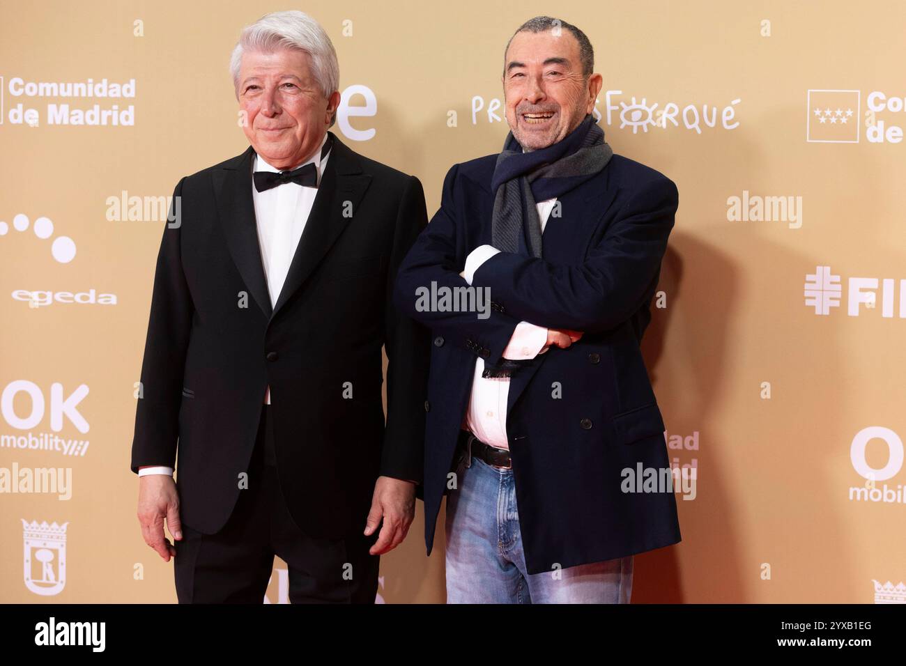 Enrique Cerezo e Jose Luis Garci hanno partecipato al Red carpet per i Jose María Forque Awards 2024 al Palacio Municipal de Congresos de Madrid il 14 dicembre 2024 a Madrid, Spagna. Foto Stock