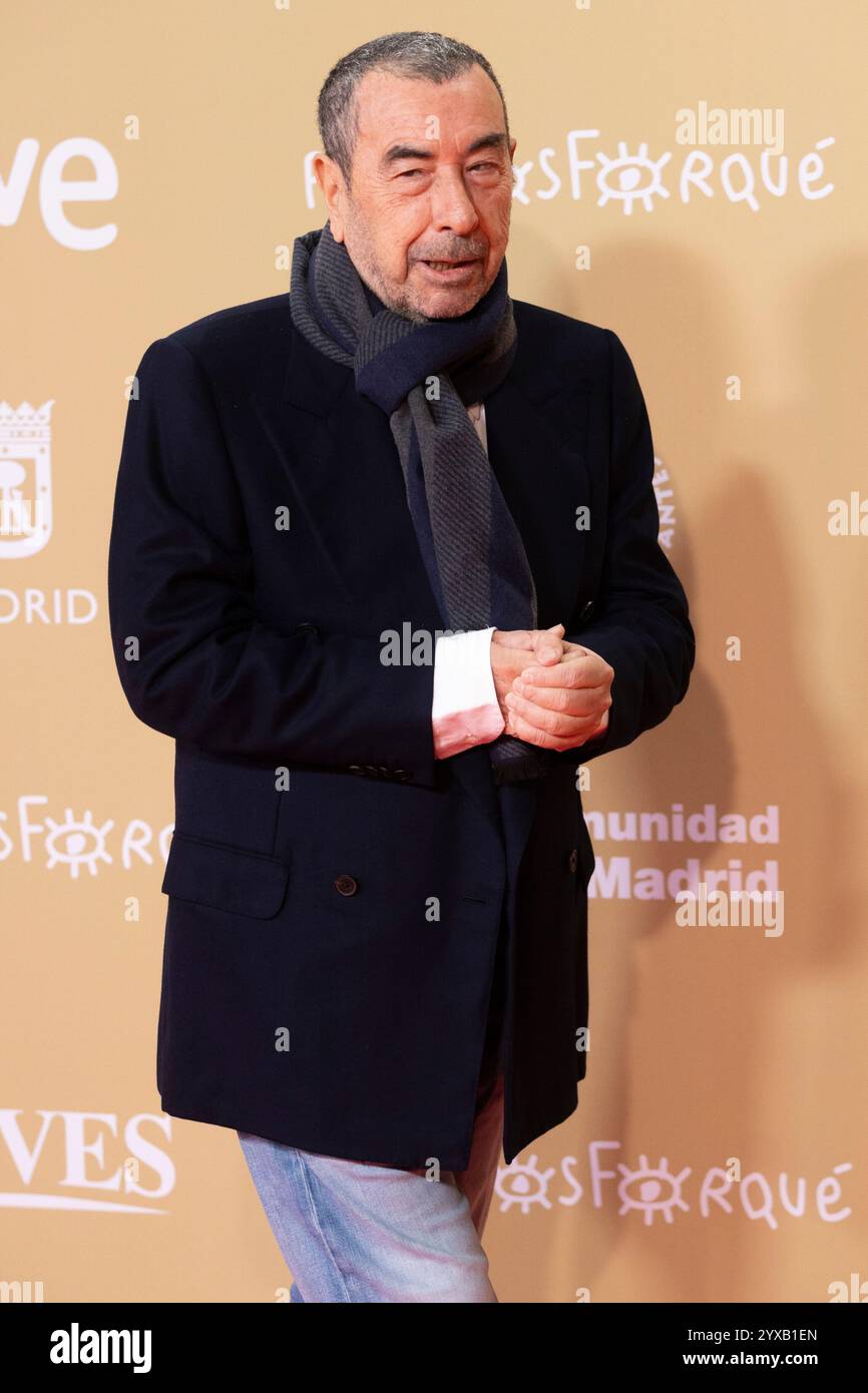 Jose Luis Garci ha partecipato al Red carpet per i Jose María Forque Awards 2024 al Palacio Municipal de Congresos de Madrid il 14 dicembre 2024 a Madrid, Spagna. Foto Stock