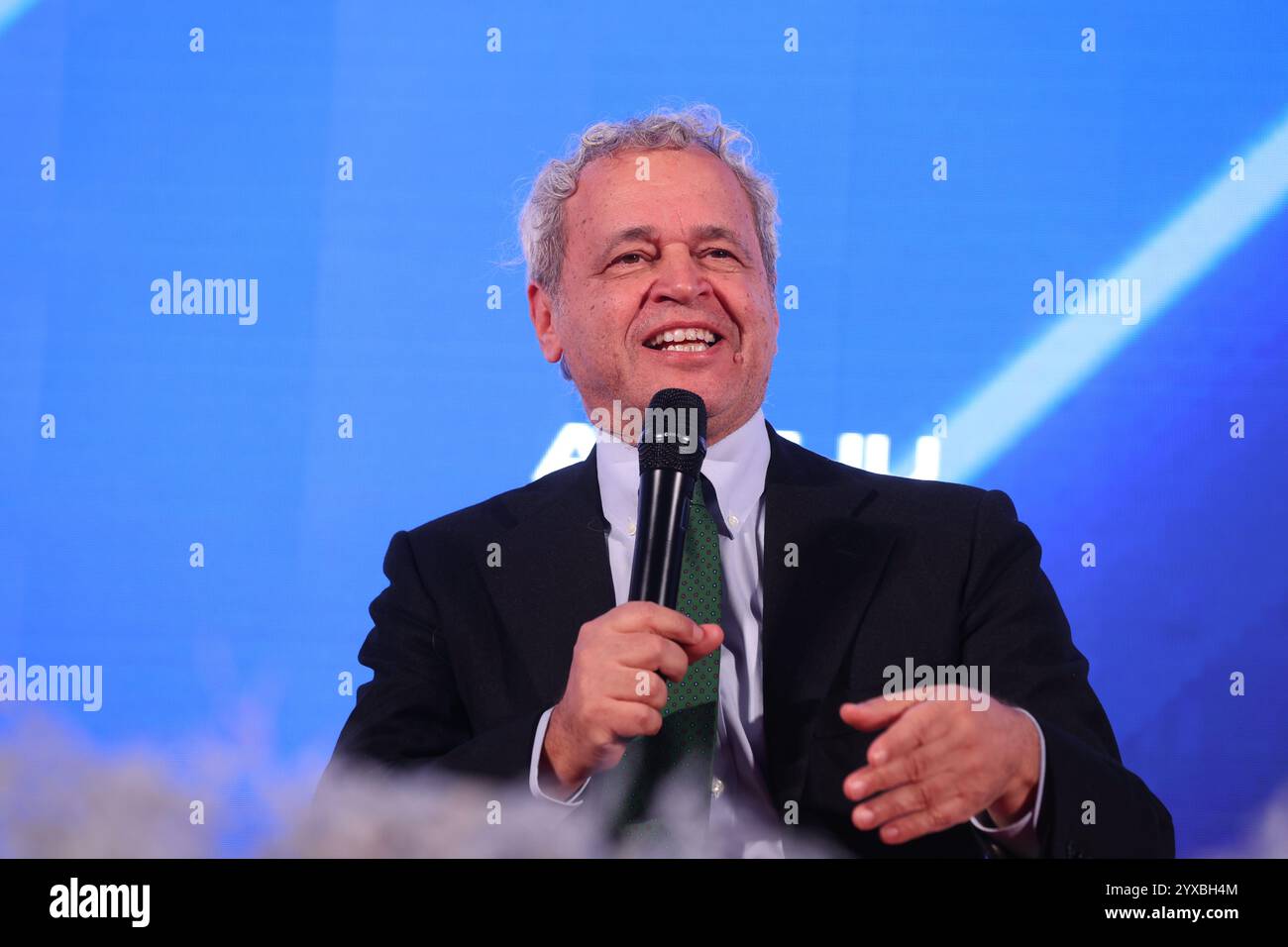 Roma, Italia. 14 dicembre 2024. Enrico Mentana ha tenuto il suo discorso durante Atreju 2024 al Circo massimo di Roma. (Foto di Paolo Pizzi/Pacific Press) credito: Pacific Press Media Production Corp./Alamy Live News Foto Stock