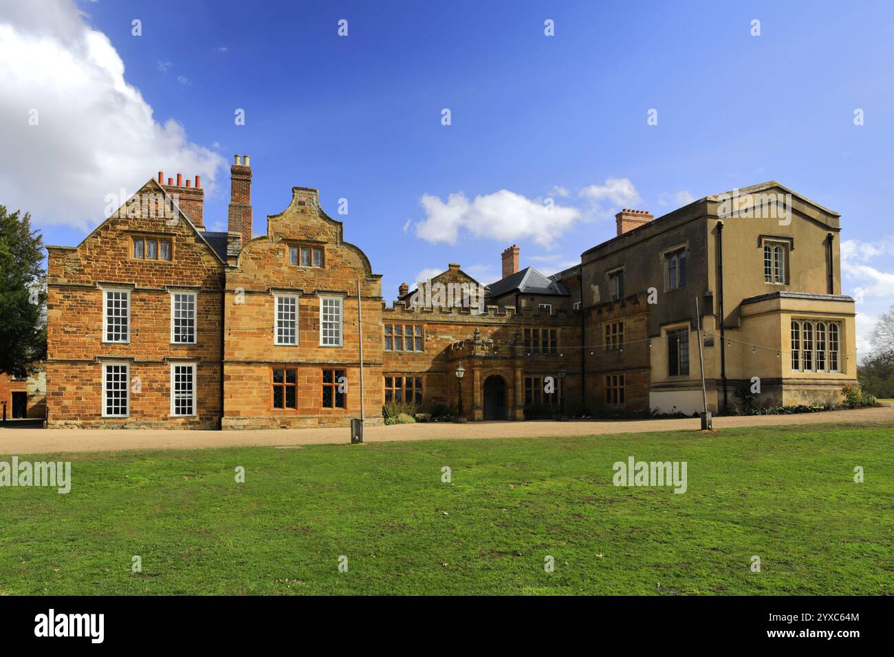 Vista dell'abbazia di Delapre, città di Northampton, Northamptonshire, Inghilterra; Regno Unito Foto Stock