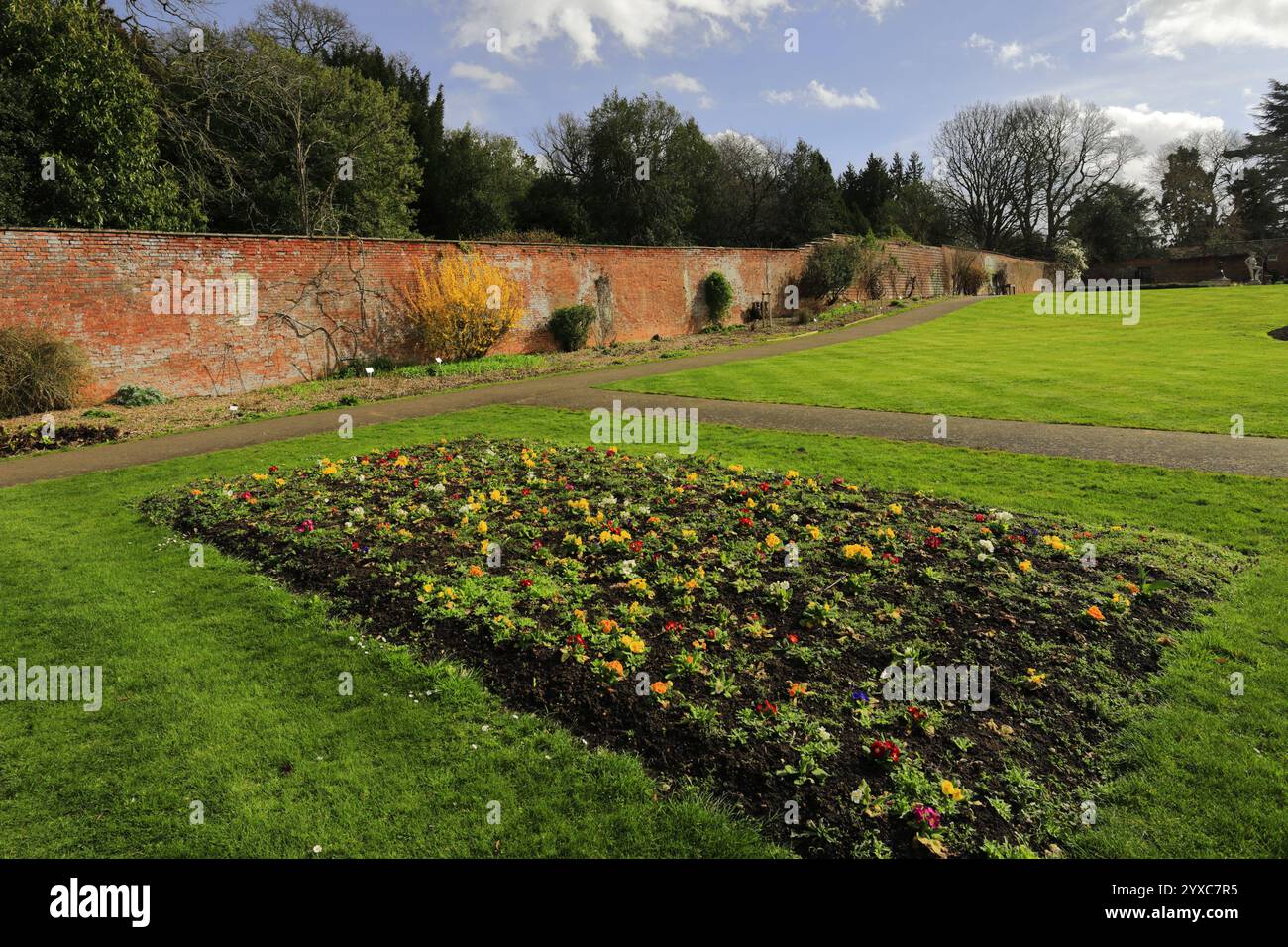 Vista dell'abbazia di Delapre, città di Northampton, Northamptonshire, Inghilterra; Regno Unito Foto Stock
